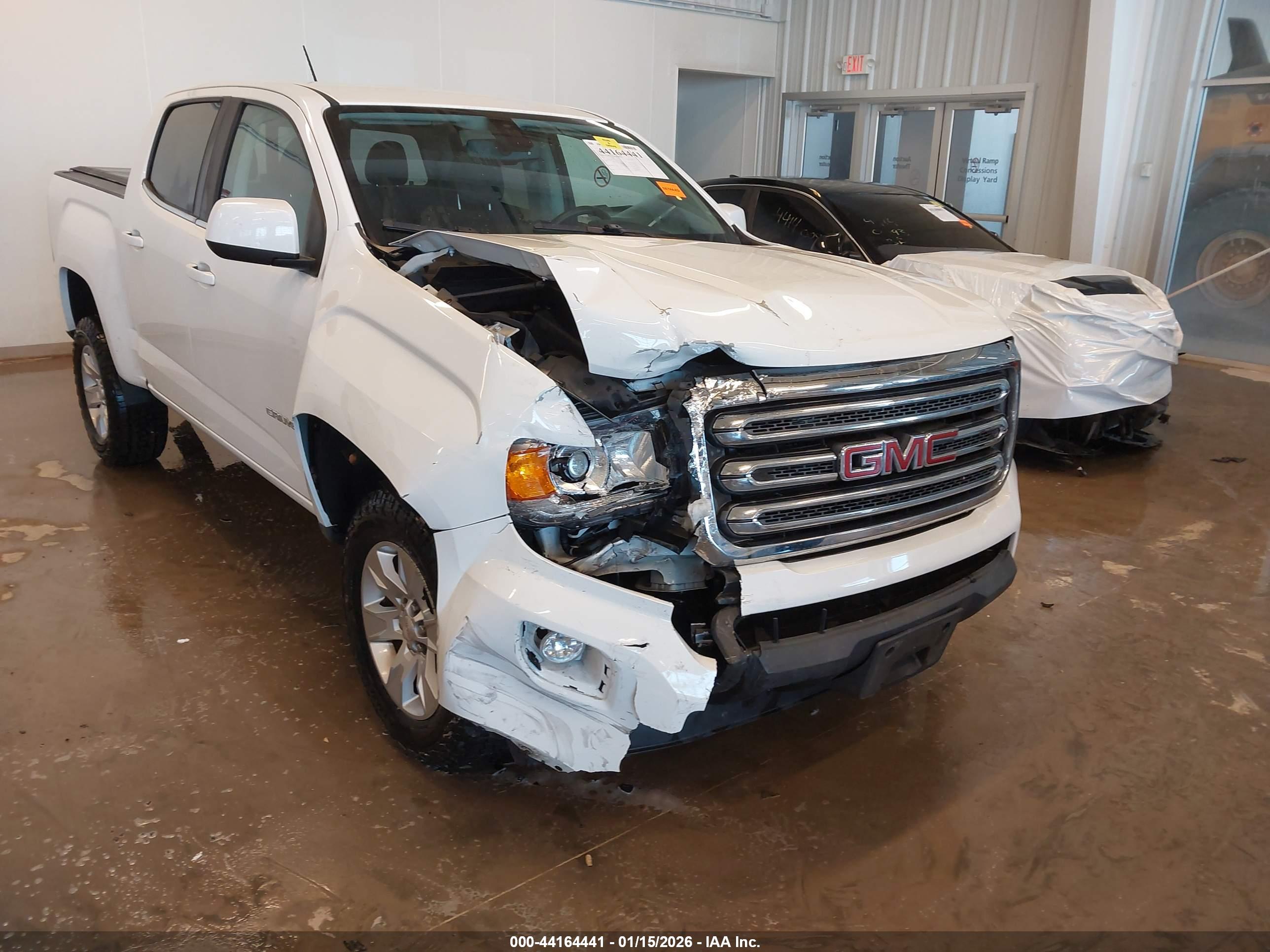 GMC CANYON image 6