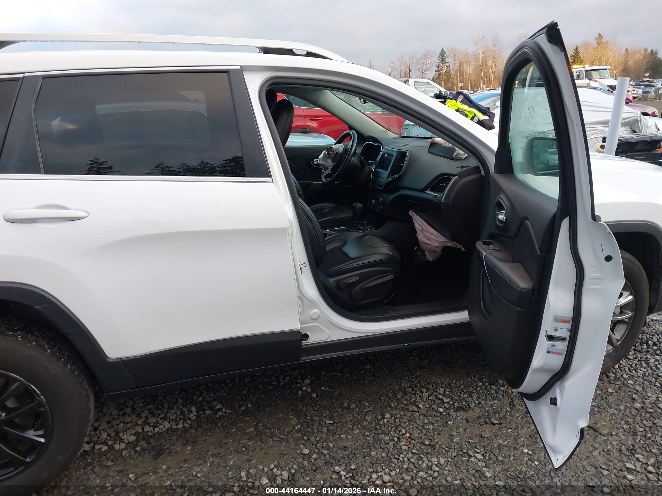 JEEP CHEROKEE image 5