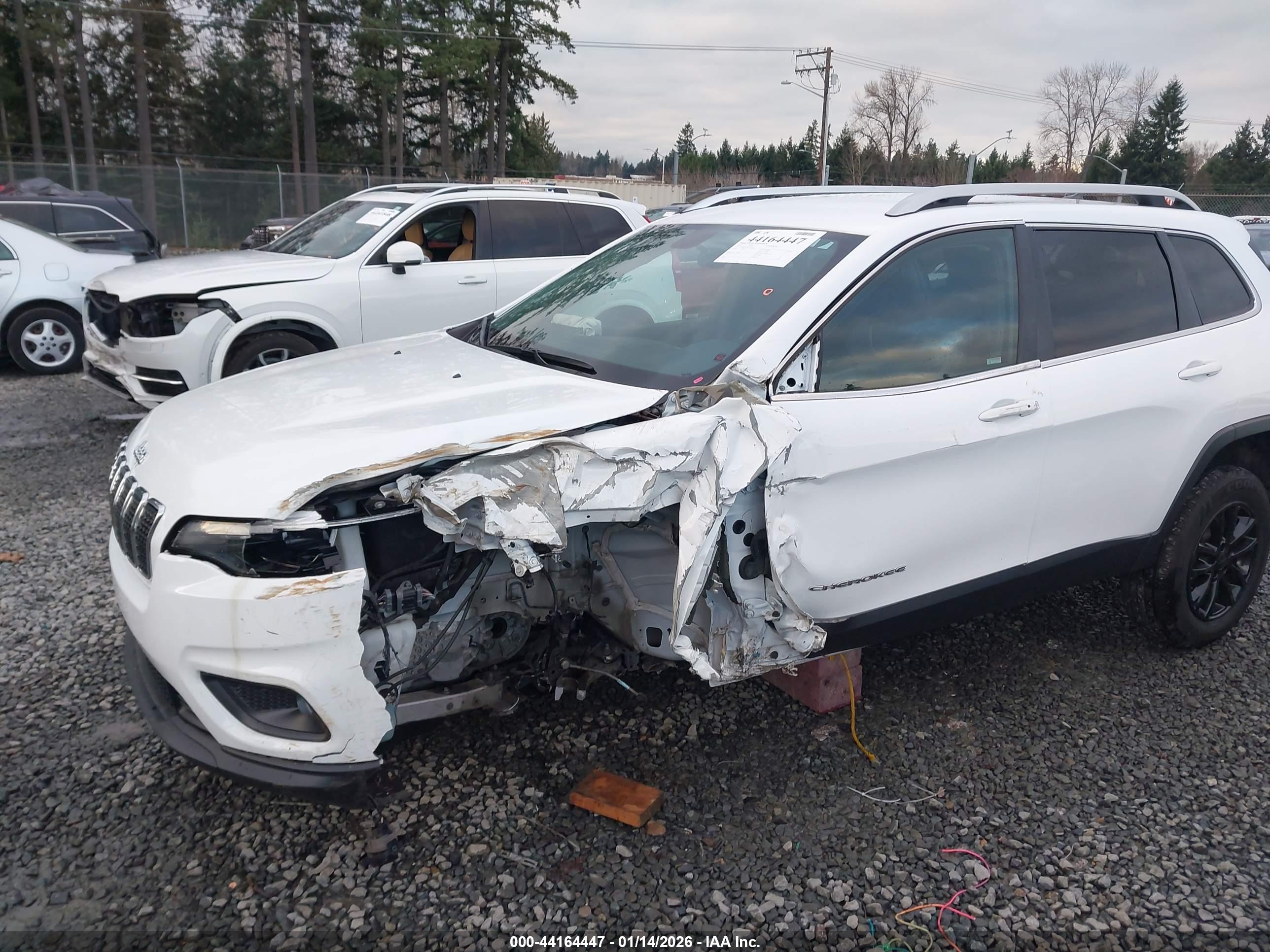 JEEP CHEROKEE image 6