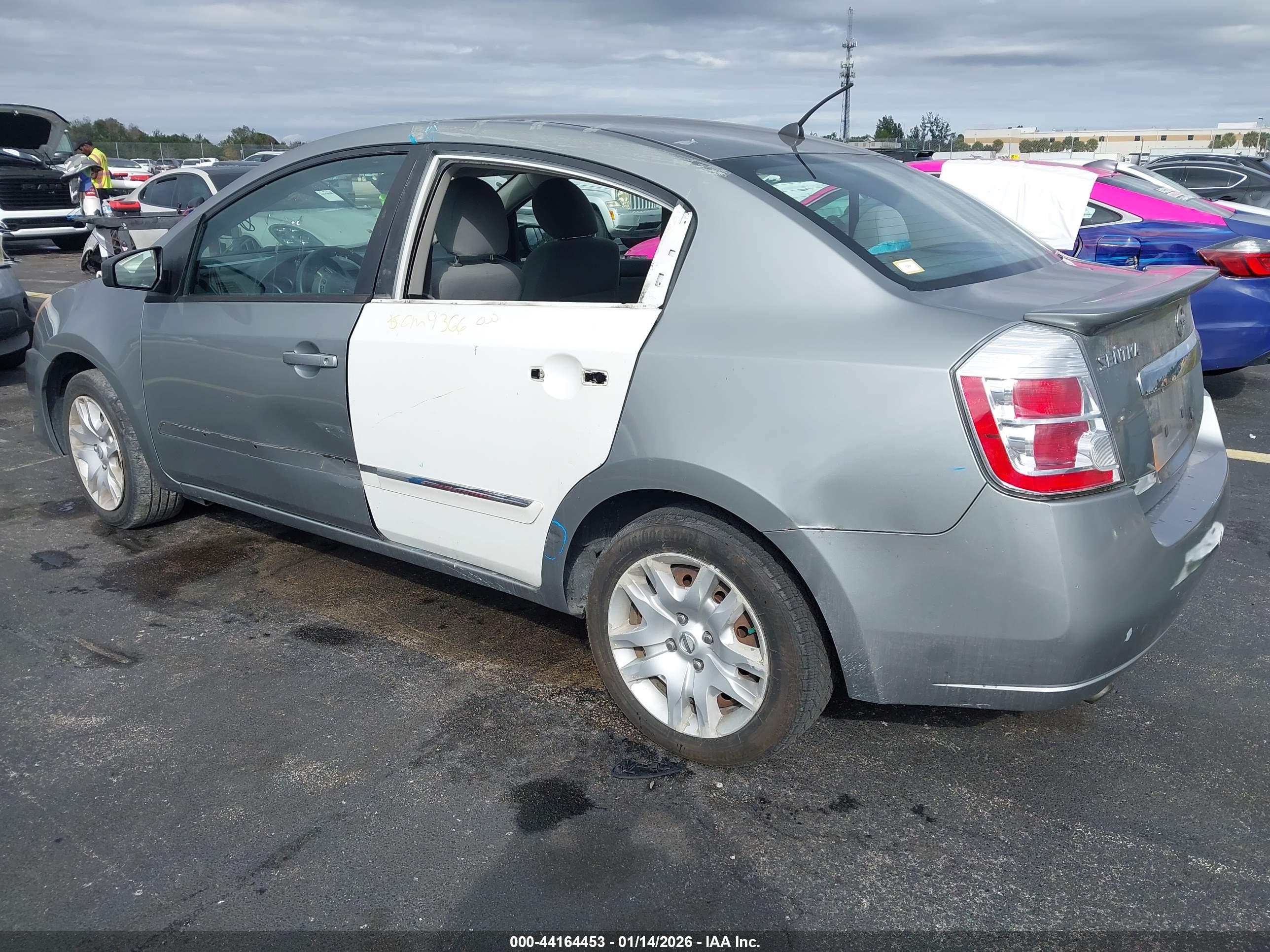 NISSAN SENTRA image 3
