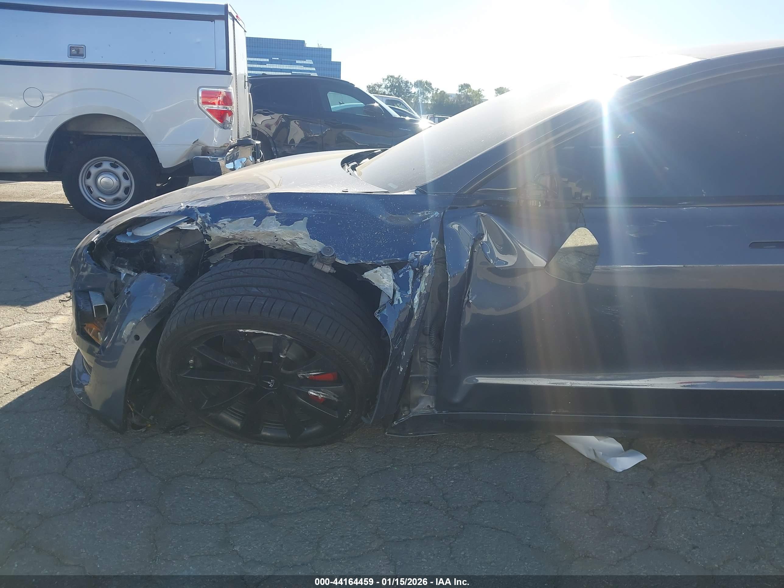 TESLA MODEL image 6
