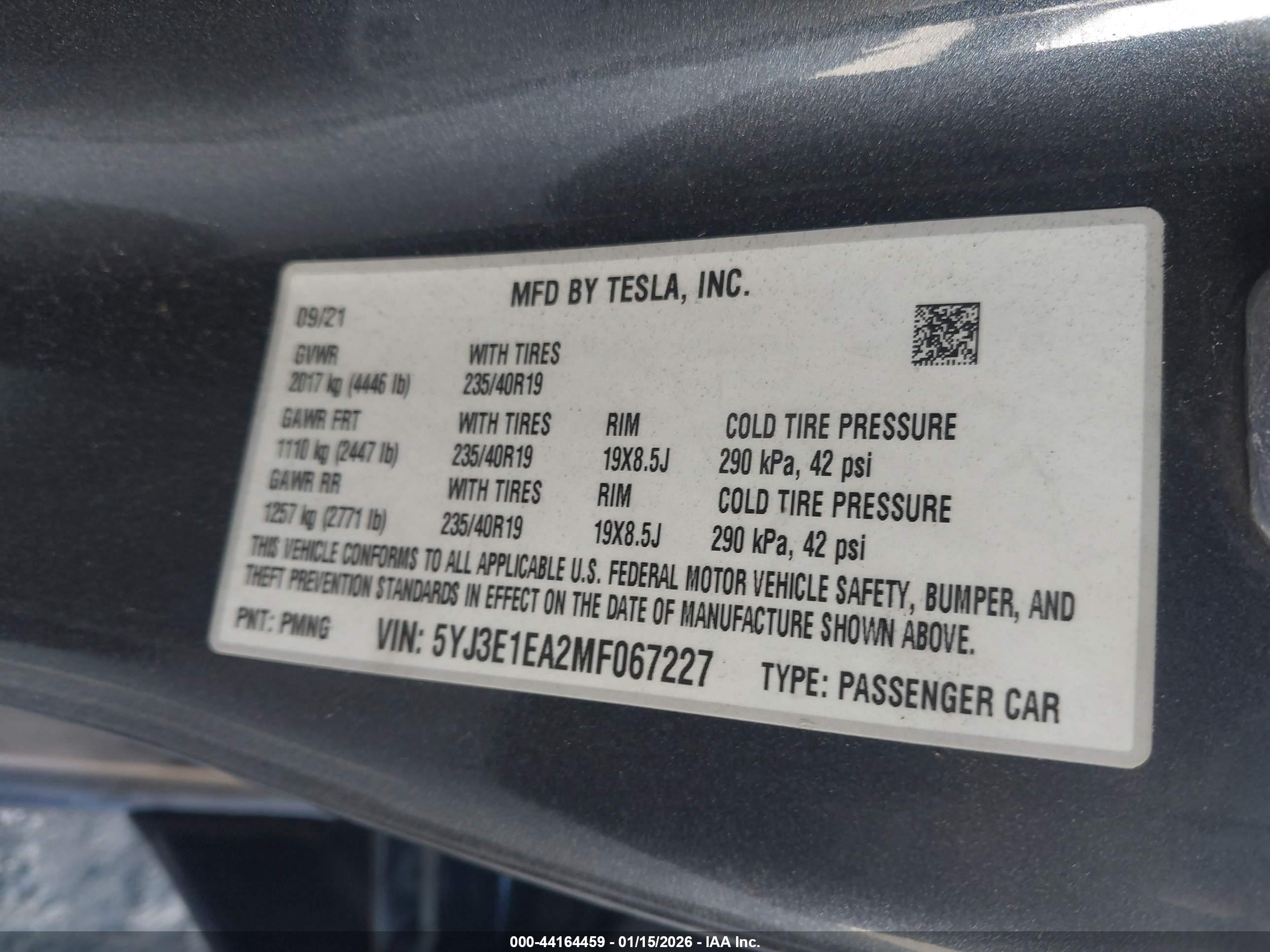 TESLA MODEL image 9