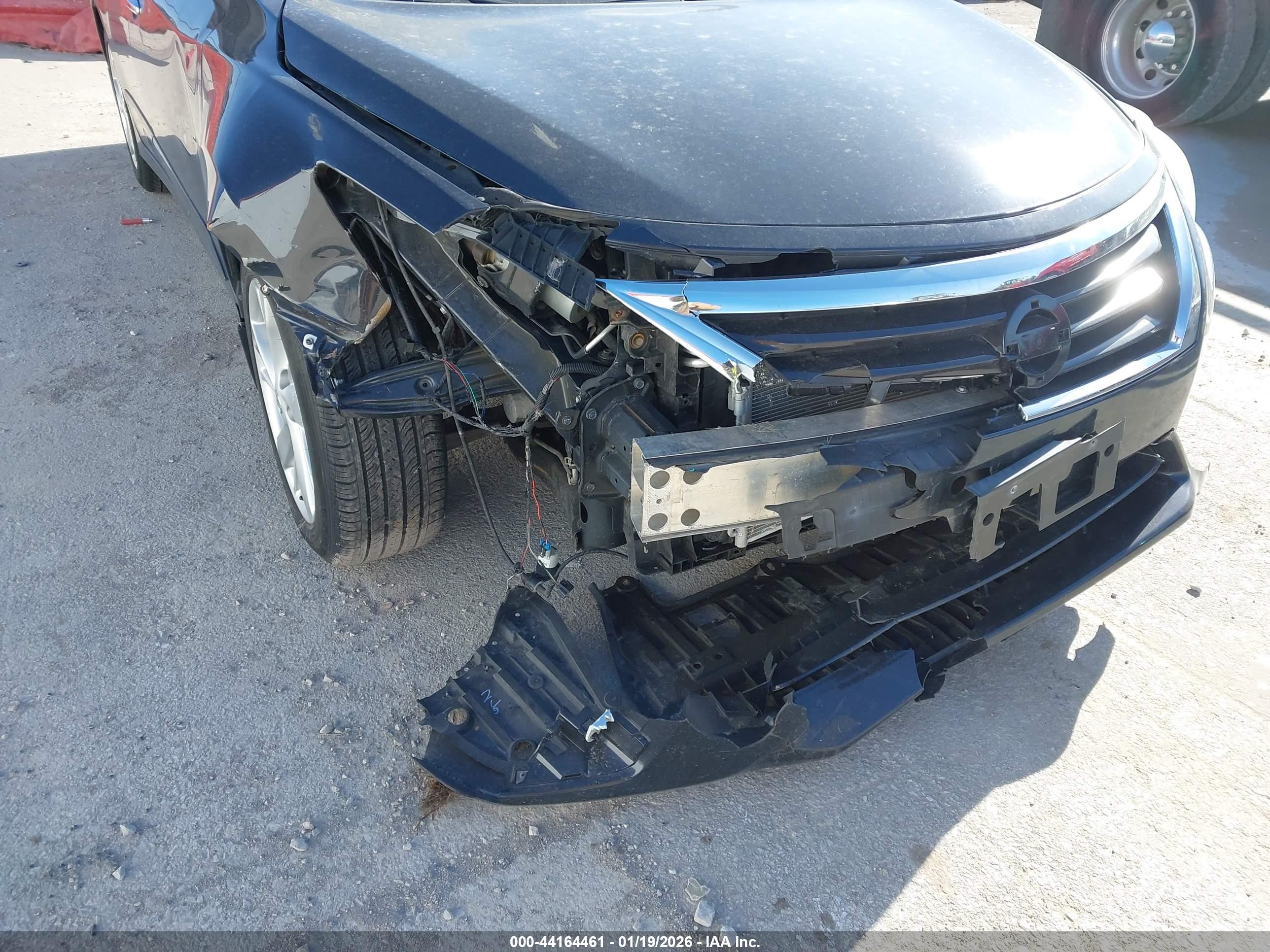 NISSAN ALTIMA image 6