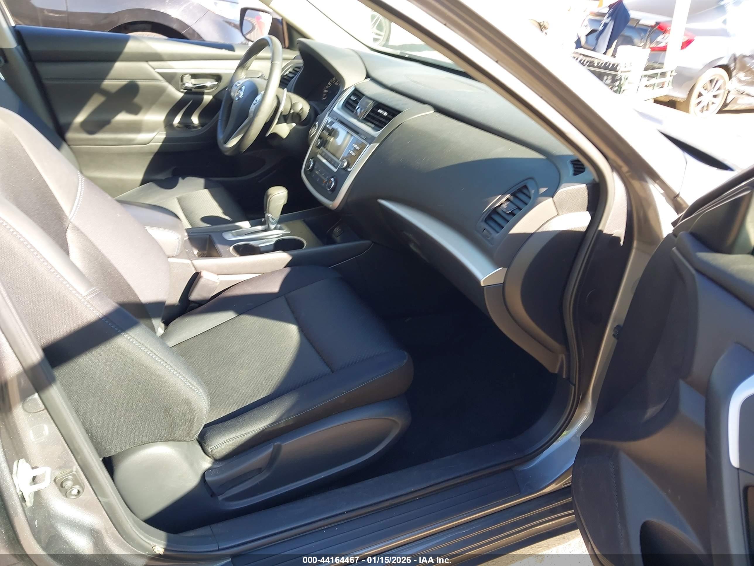 NISSAN ALTIMA image 5
