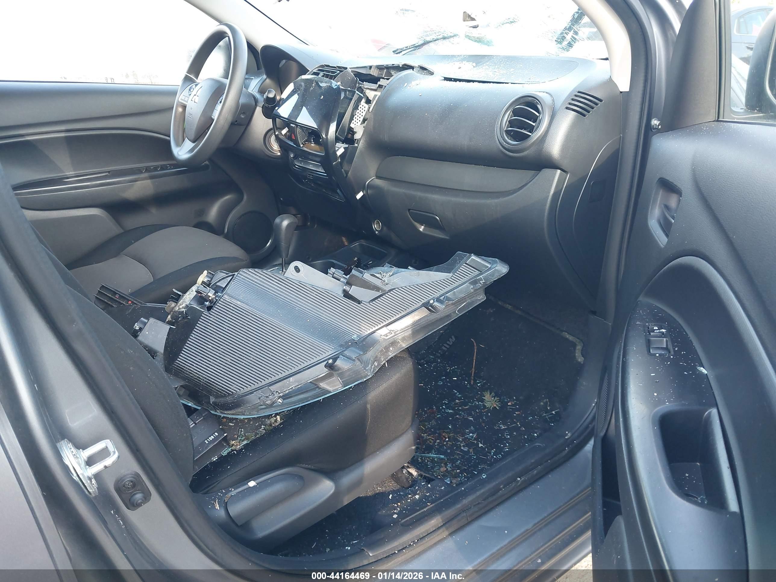 MITSUBISHI MIRAGE image 5
