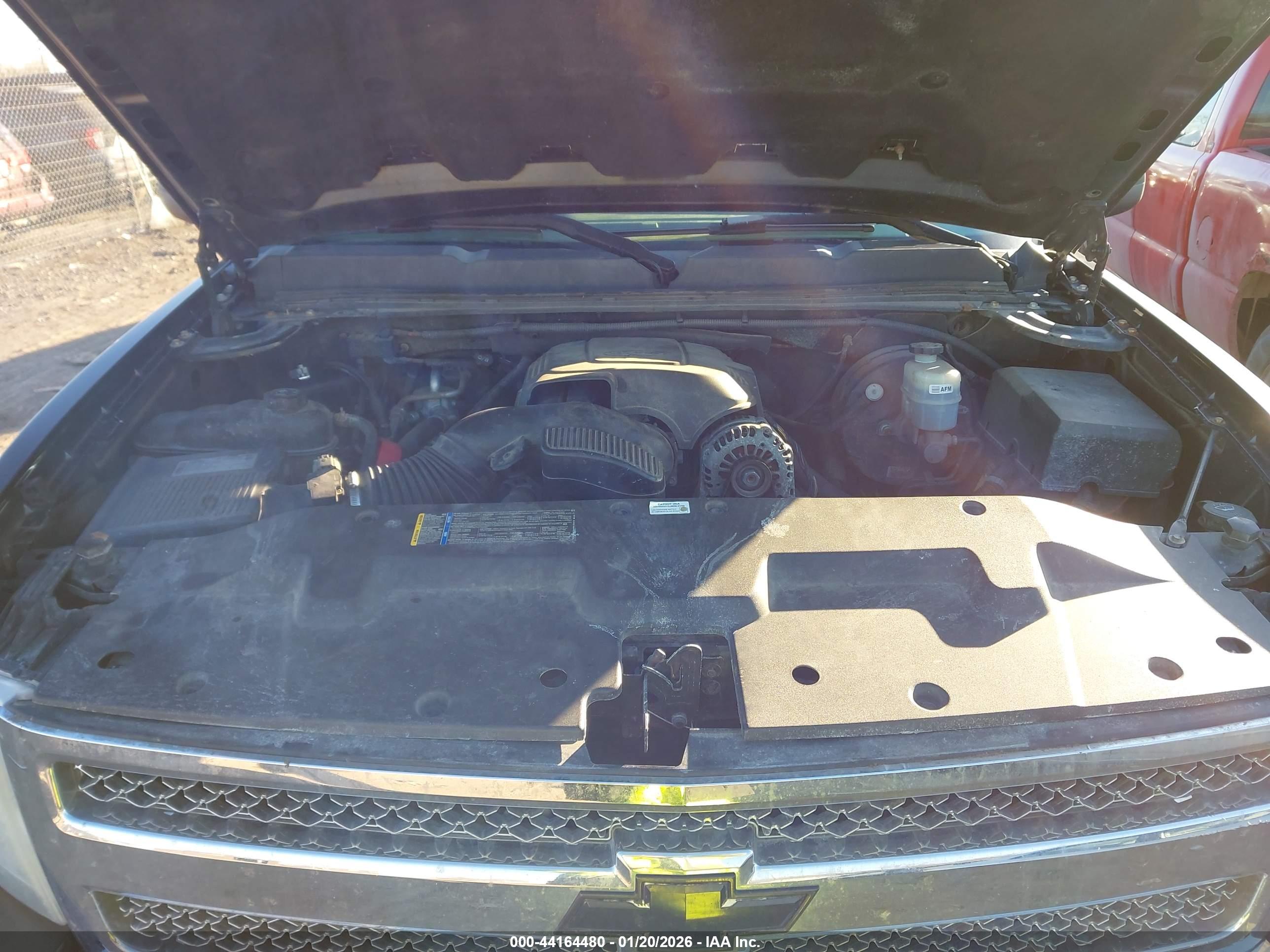 CHEVROLET SILVERADO image 10
