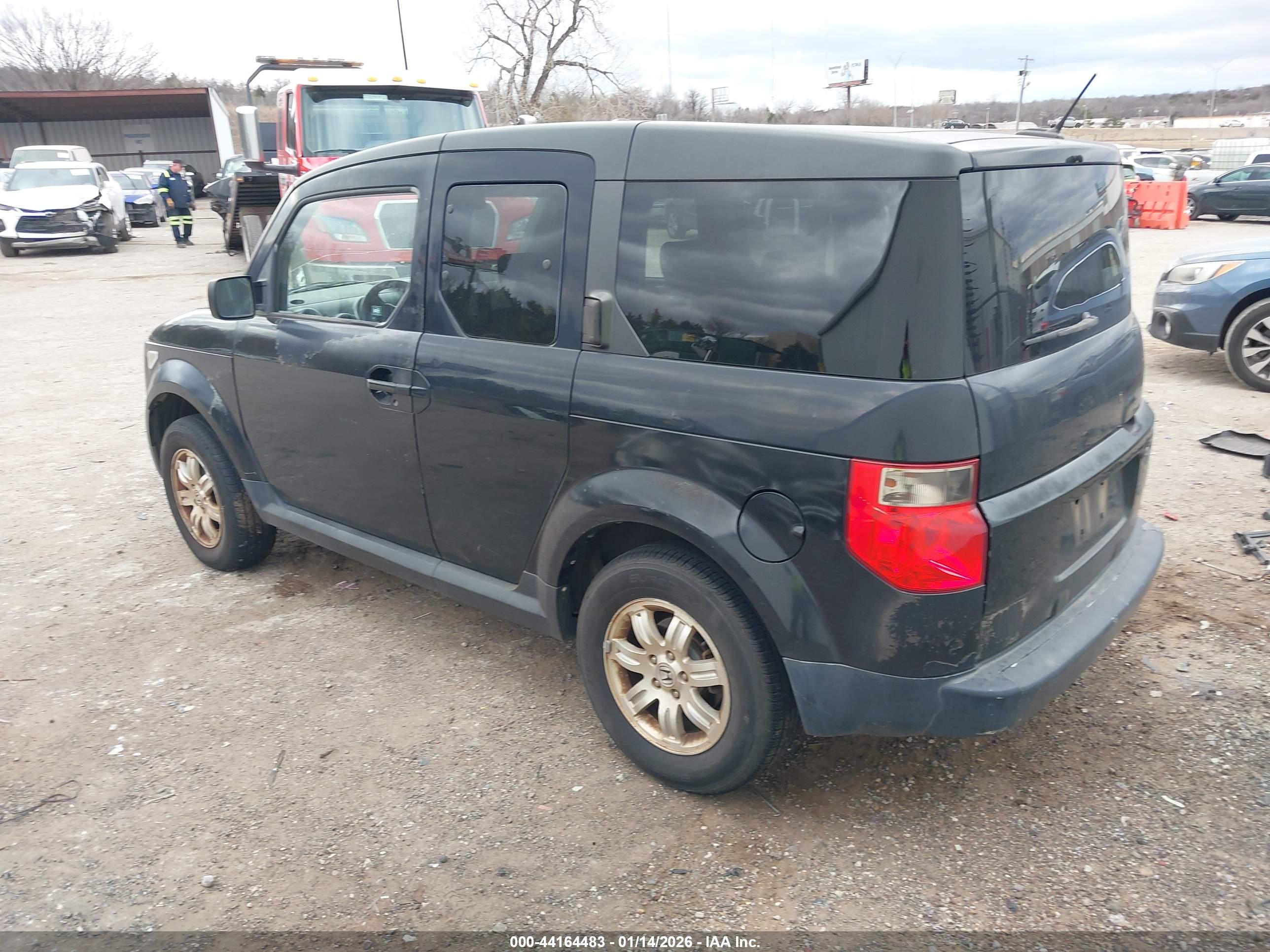 HONDA ELEMENT image 3