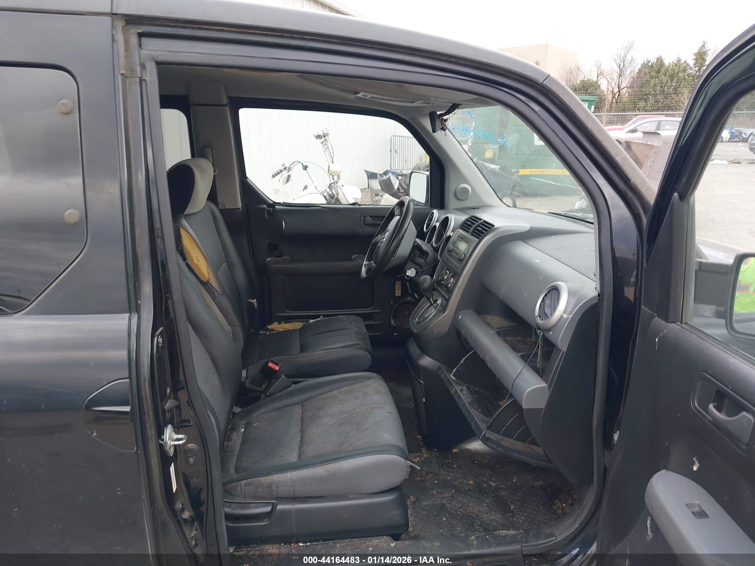 HONDA ELEMENT image 5