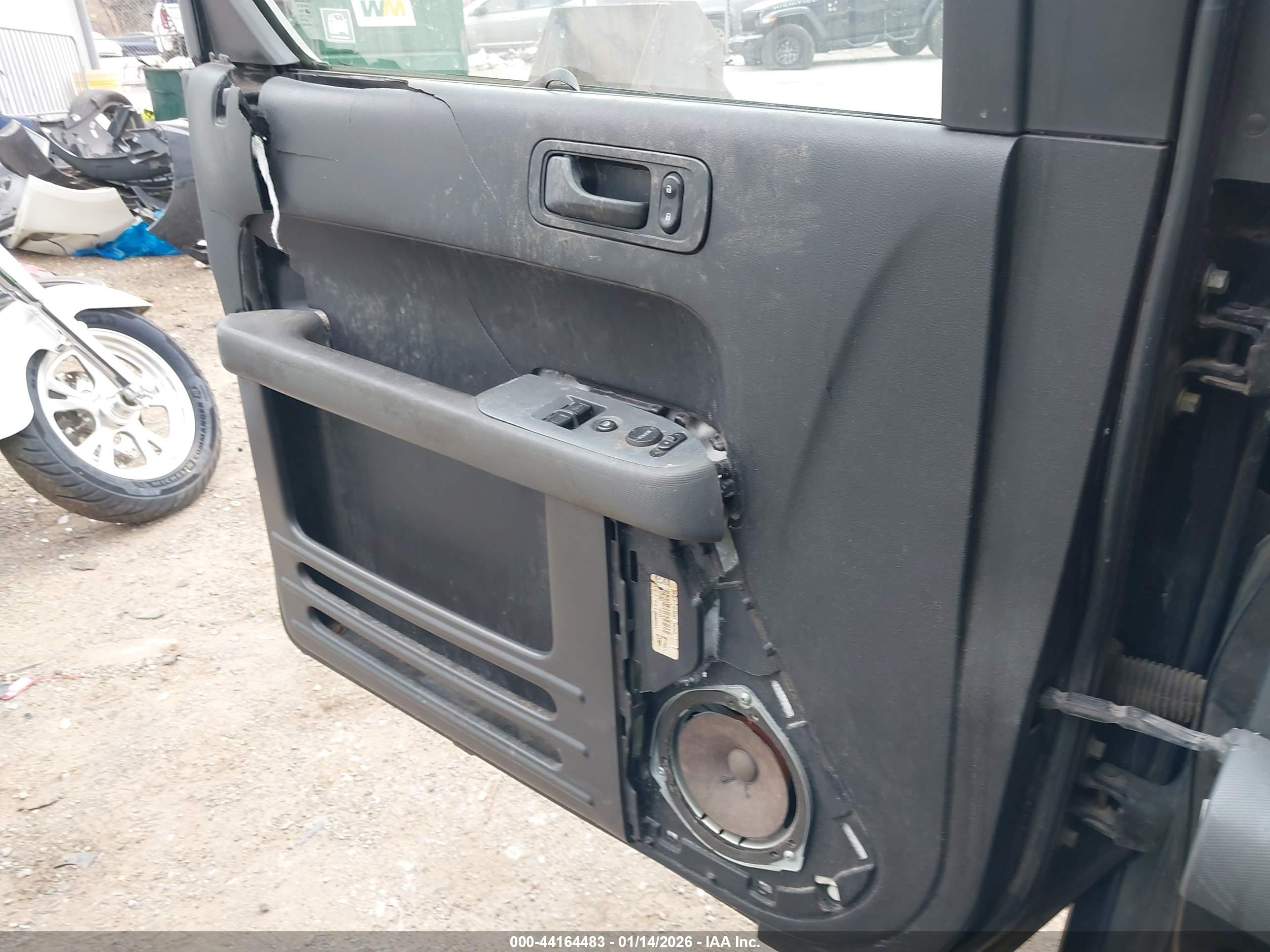 HONDA ELEMENT image 6