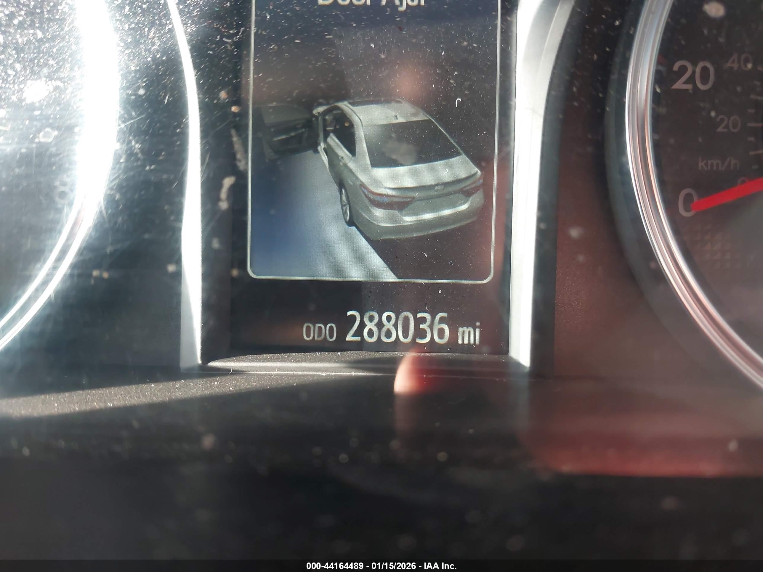 TOYOTA CAMRY image 7
