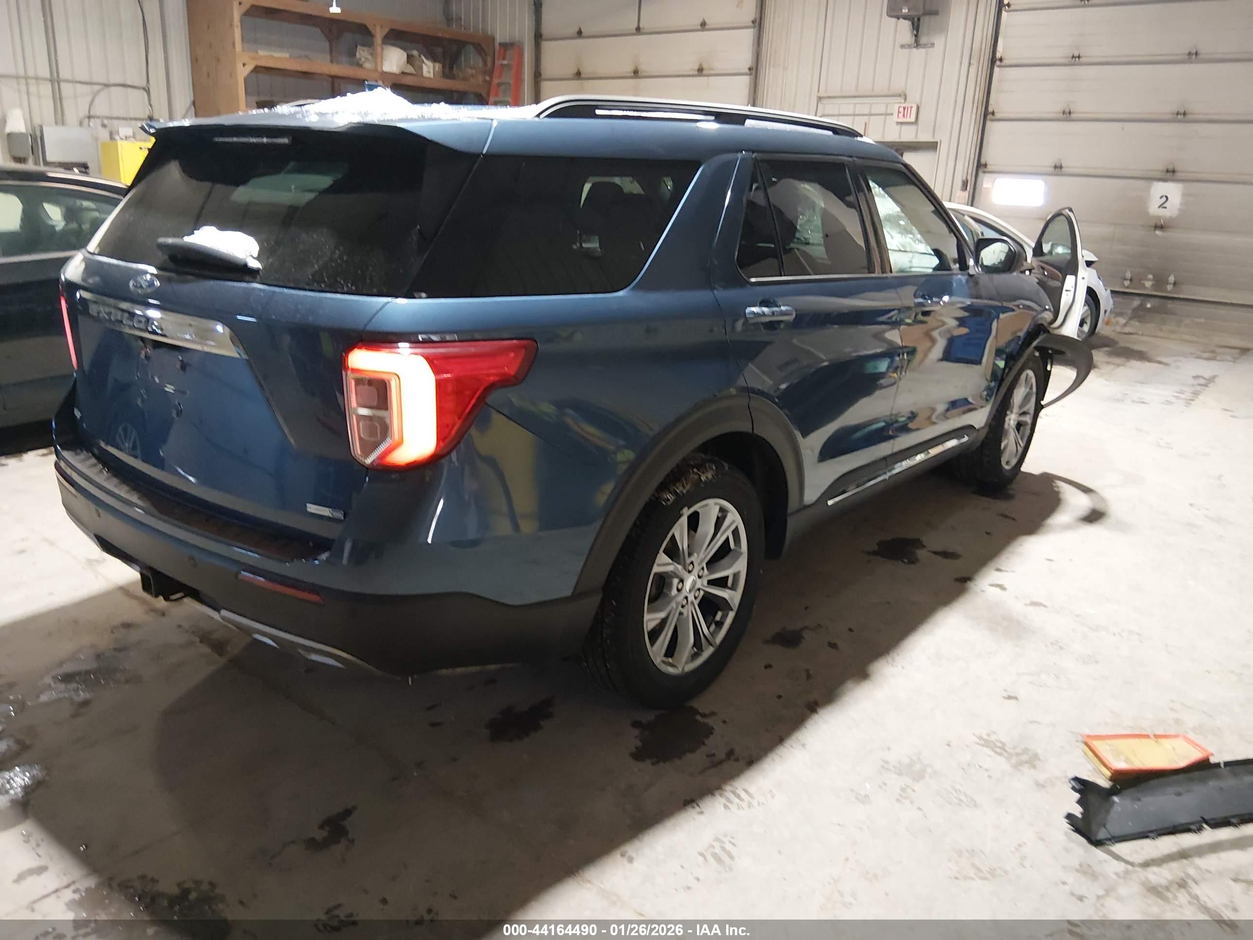 FORD EXPLORER image 4