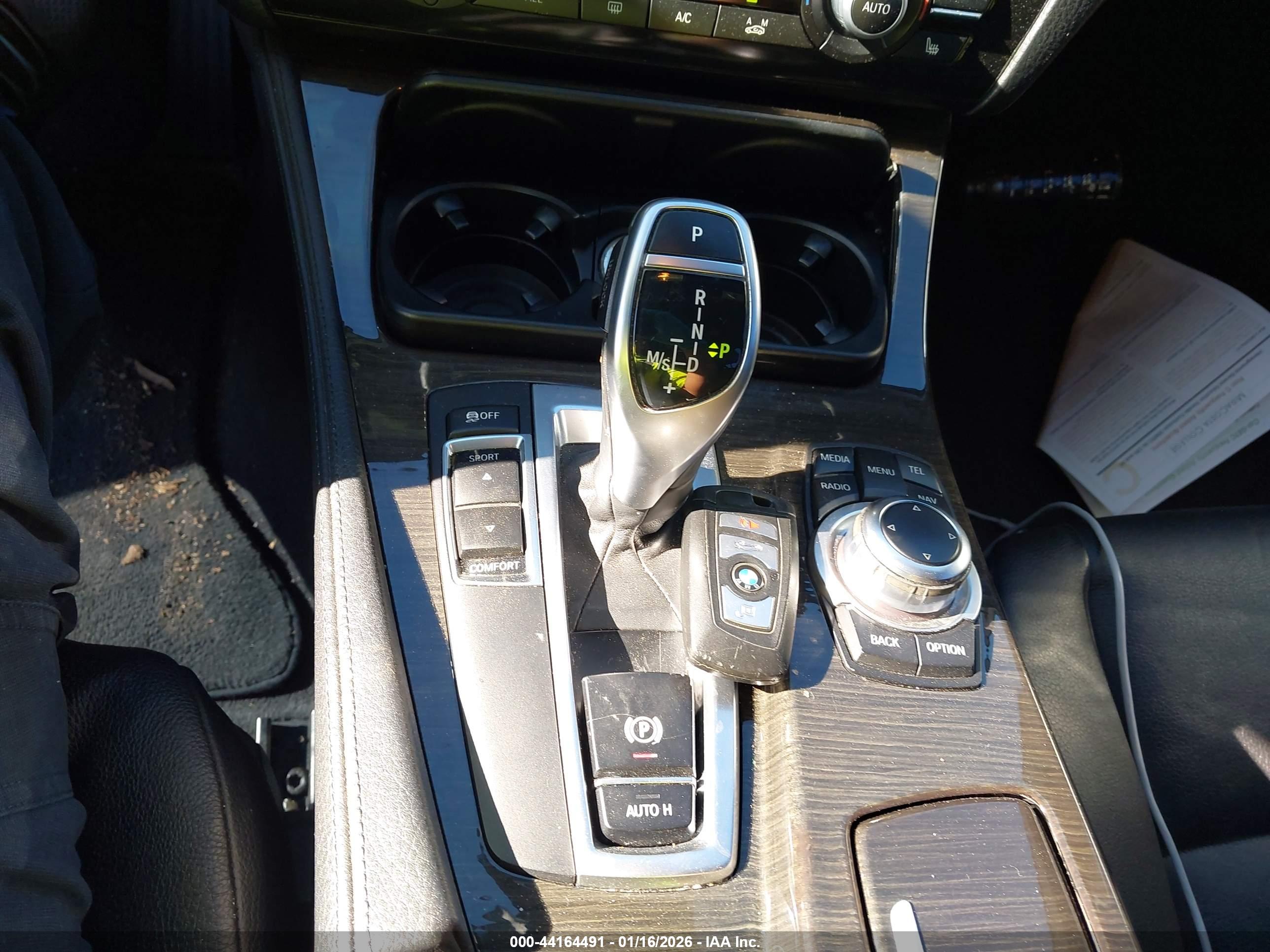BMW 535I image 11