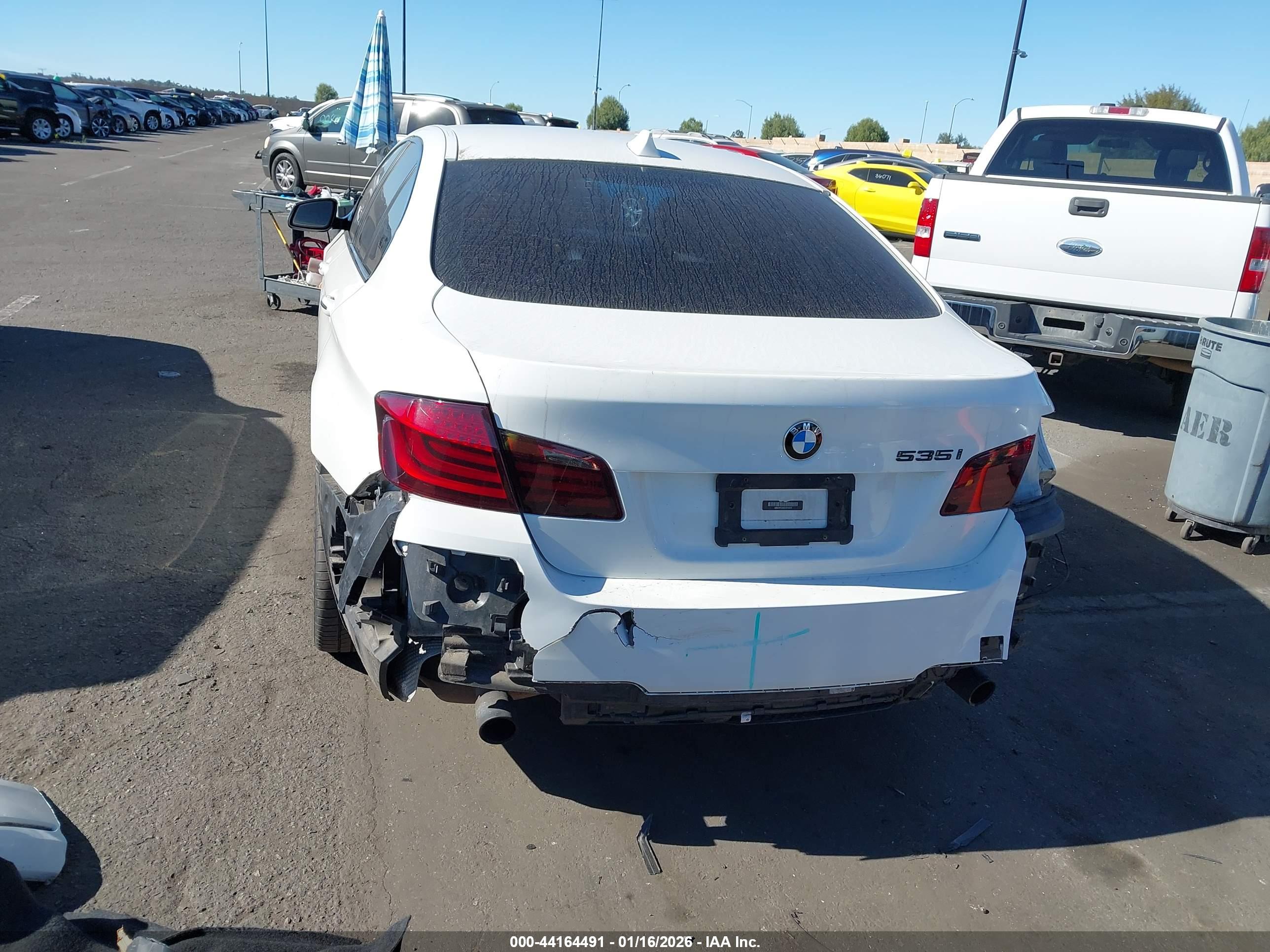BMW 535I image 6