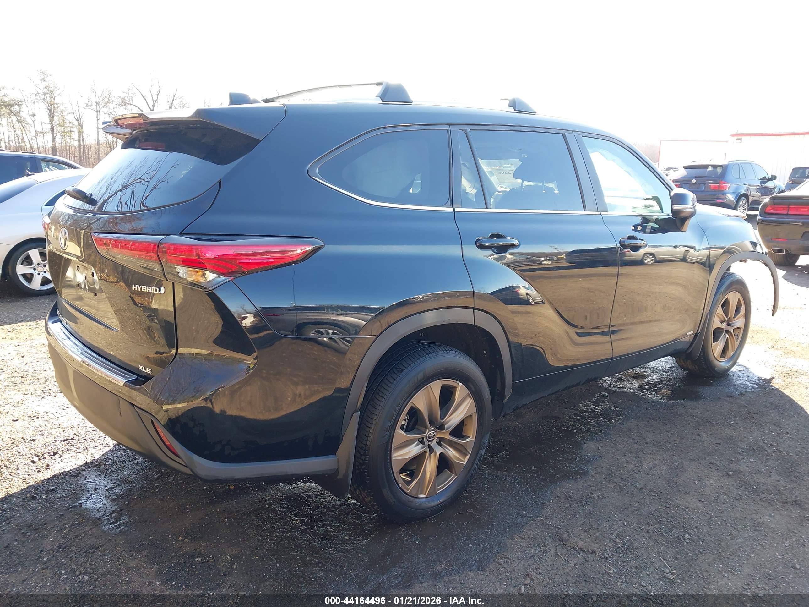 TOYOTA HIGHLANDER image 4
