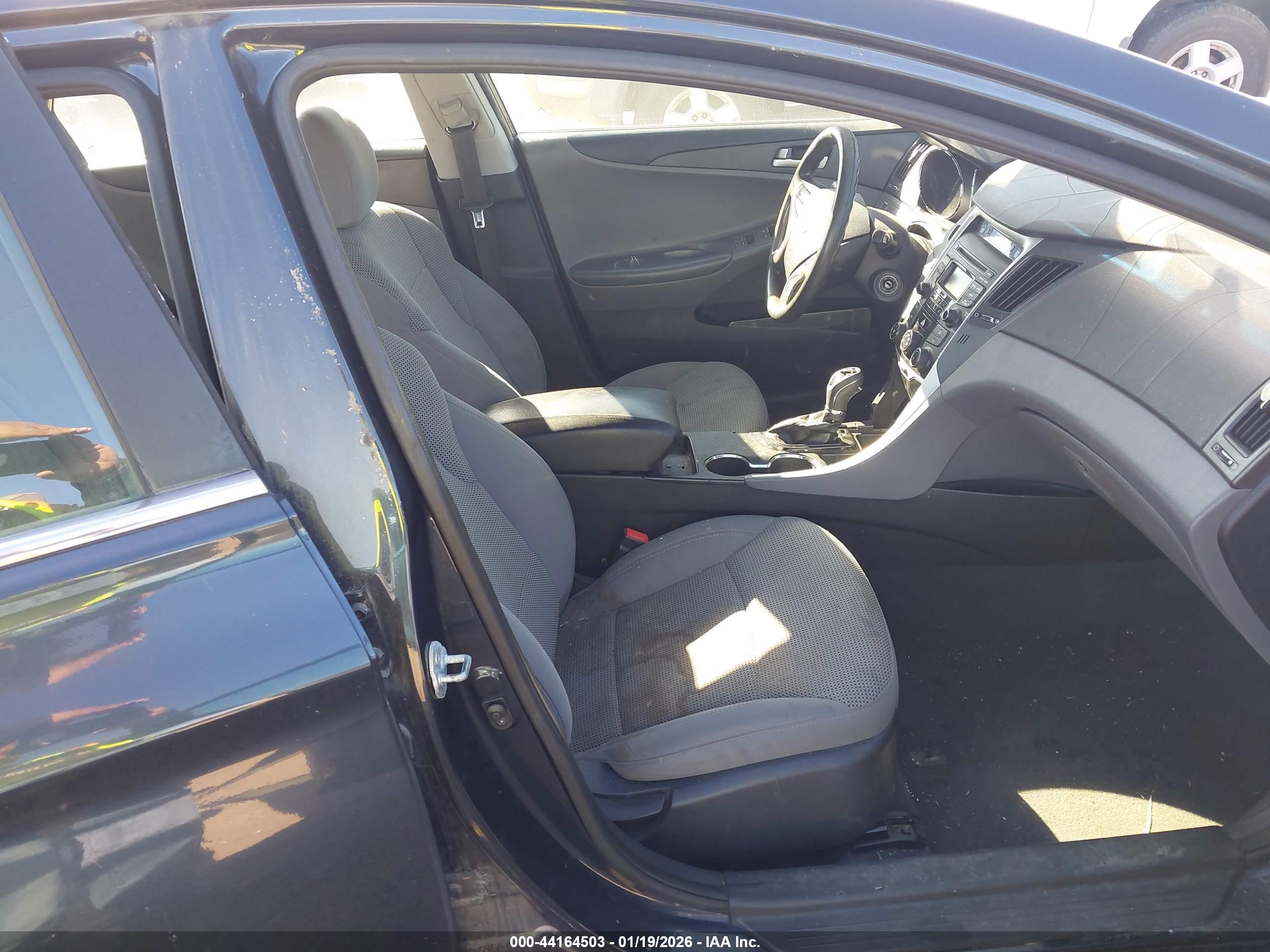 HYUNDAI SONATA image 5
