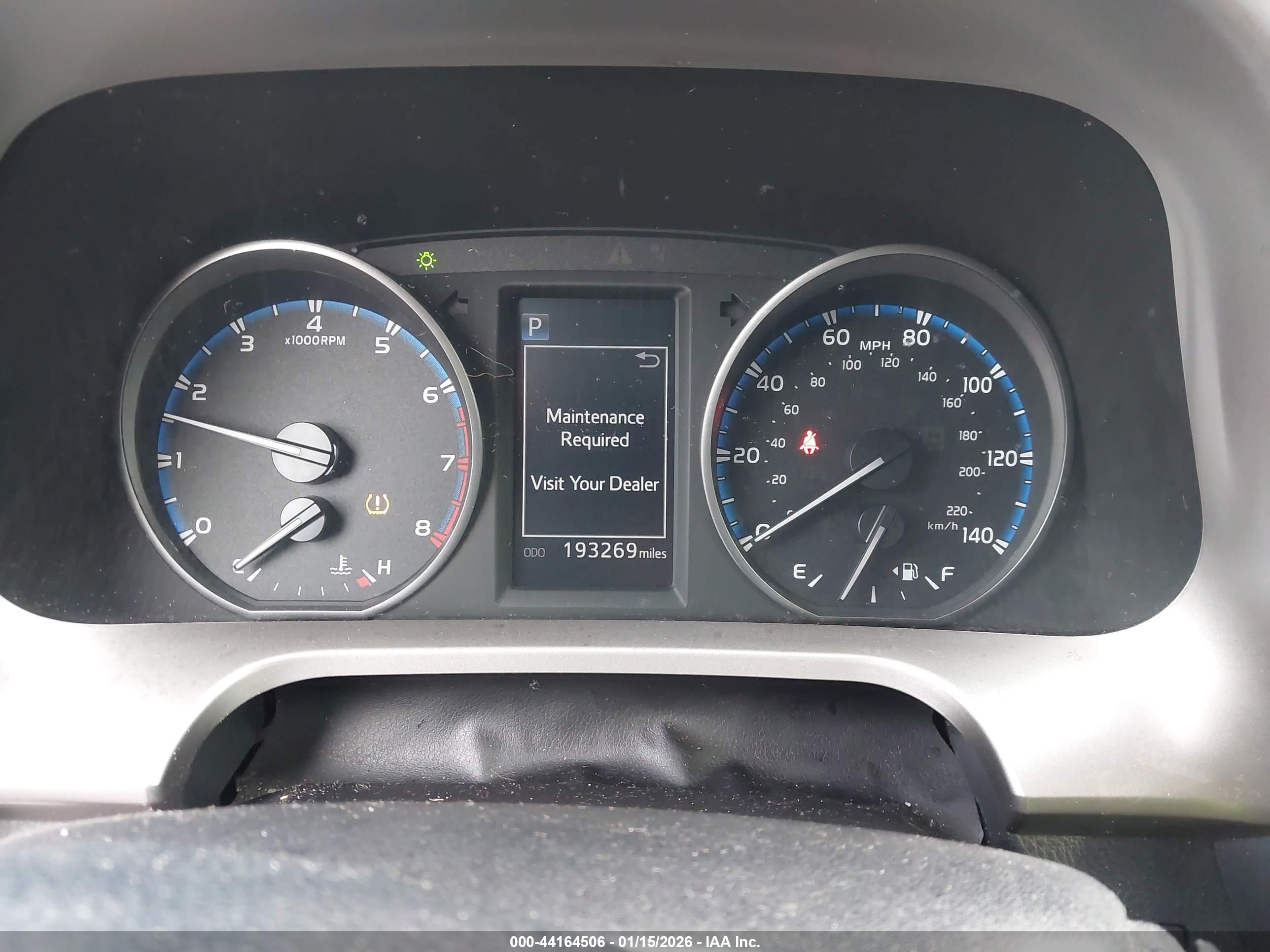 TOYOTA RAV4 image 7