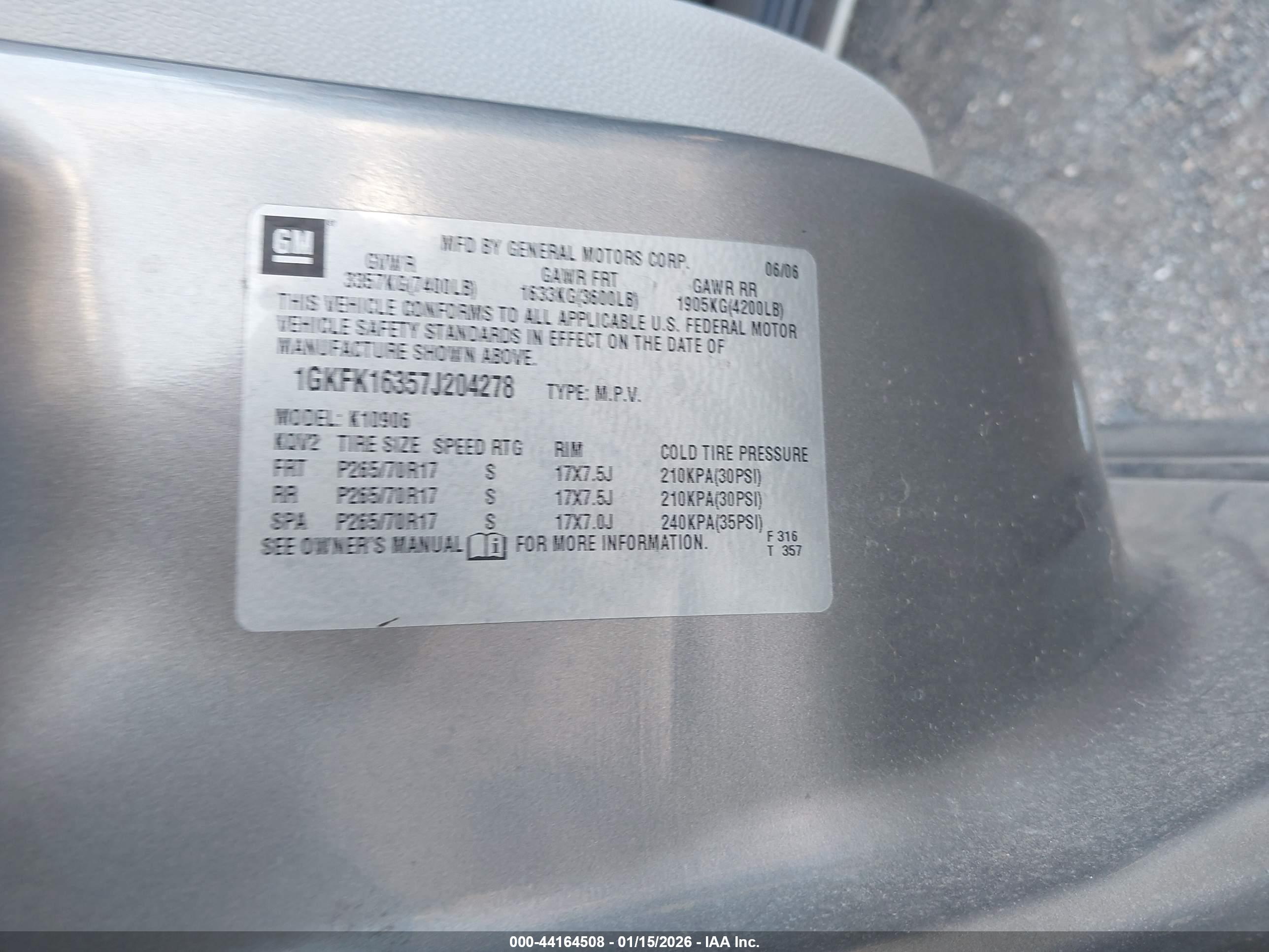GMC YUKON image 9