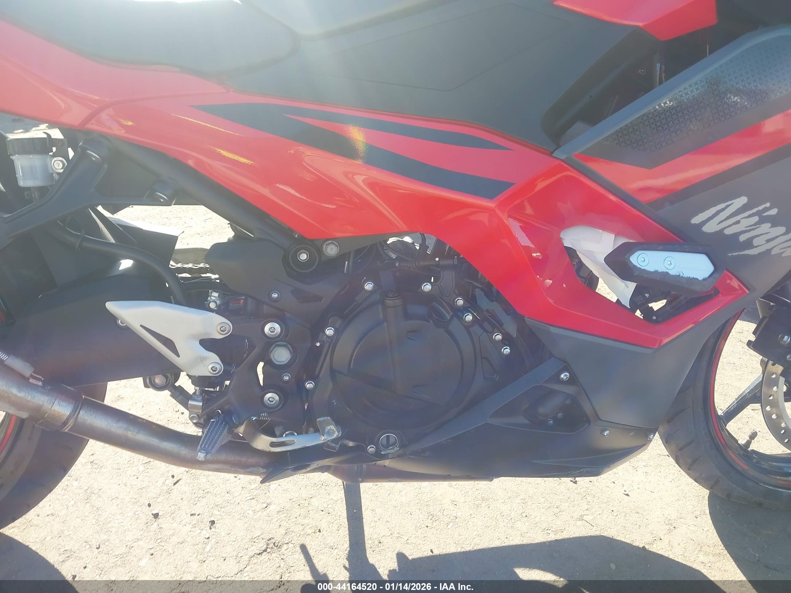 KAWASAKI EX500 image 8