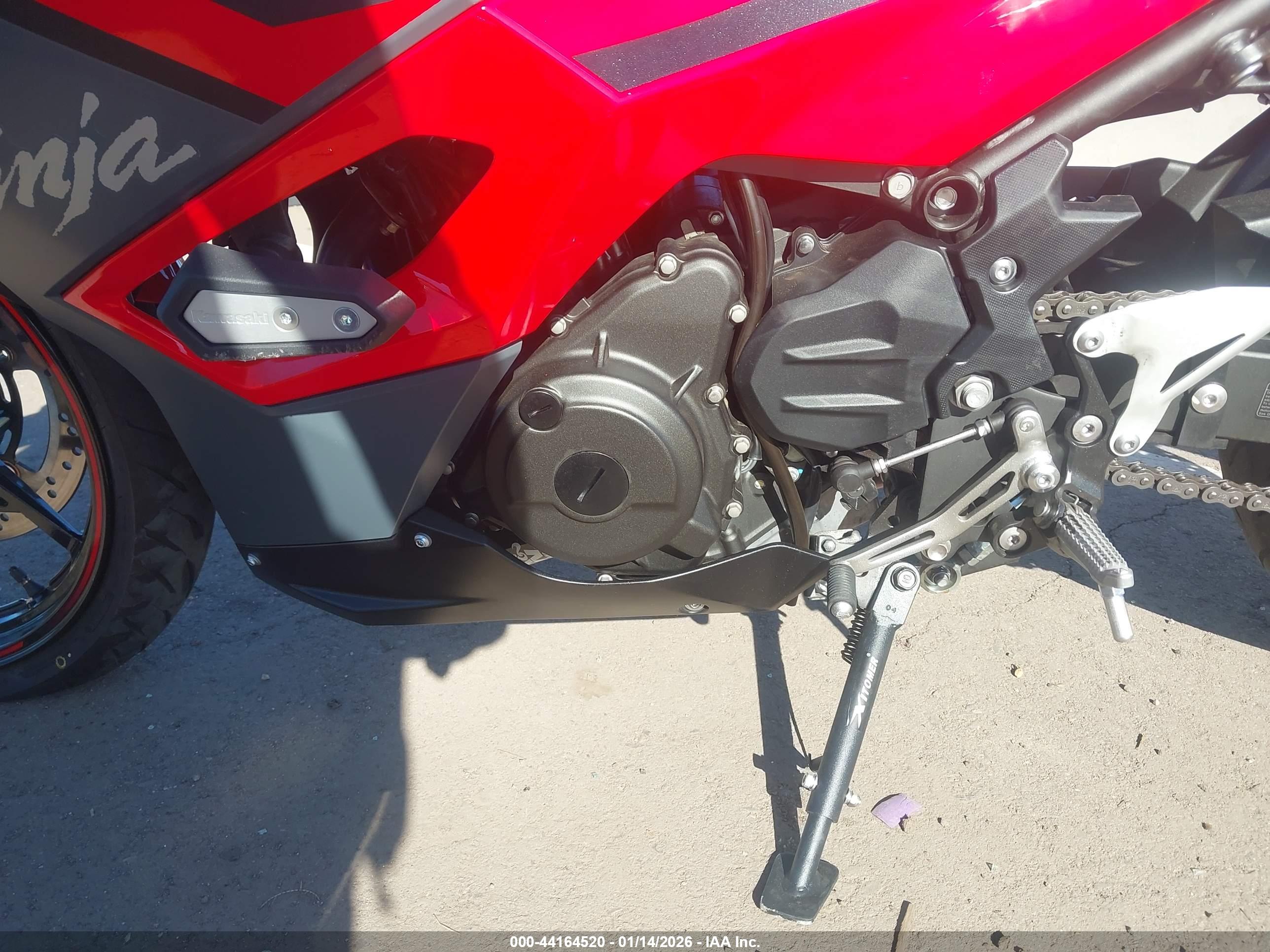 KAWASAKI EX500 image 9