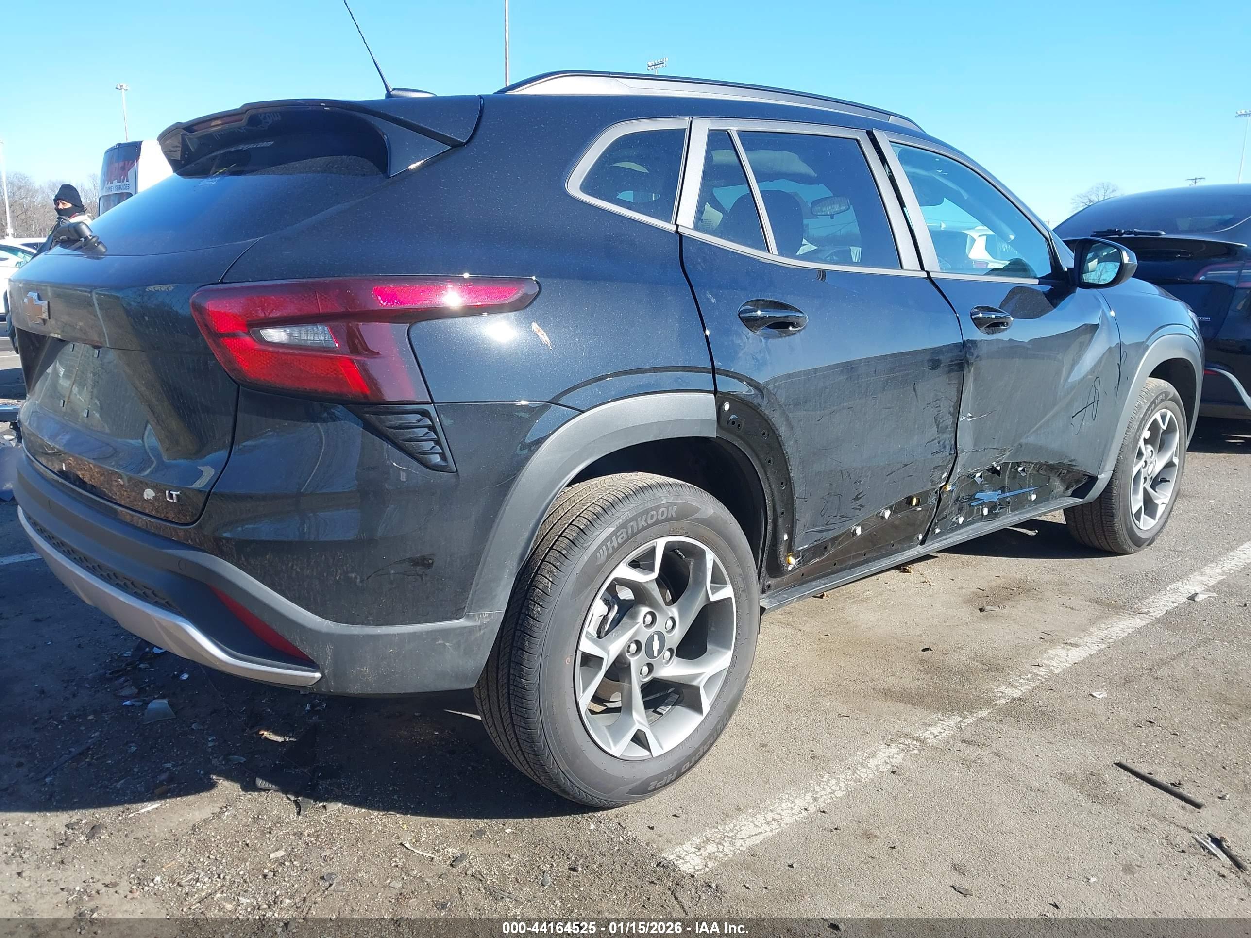 CHEVROLET TRAX image 4