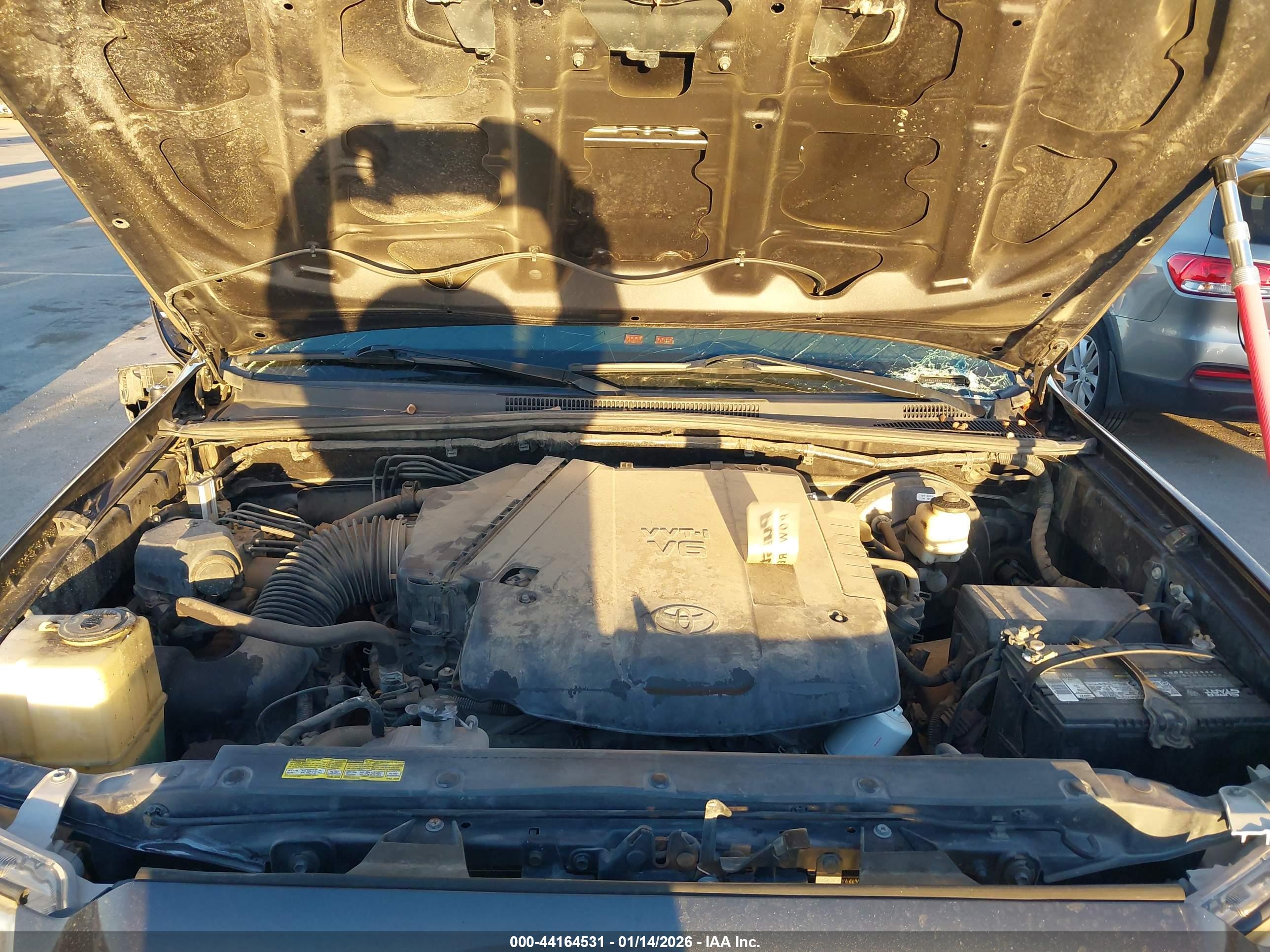 TOYOTA TACOMA image 10