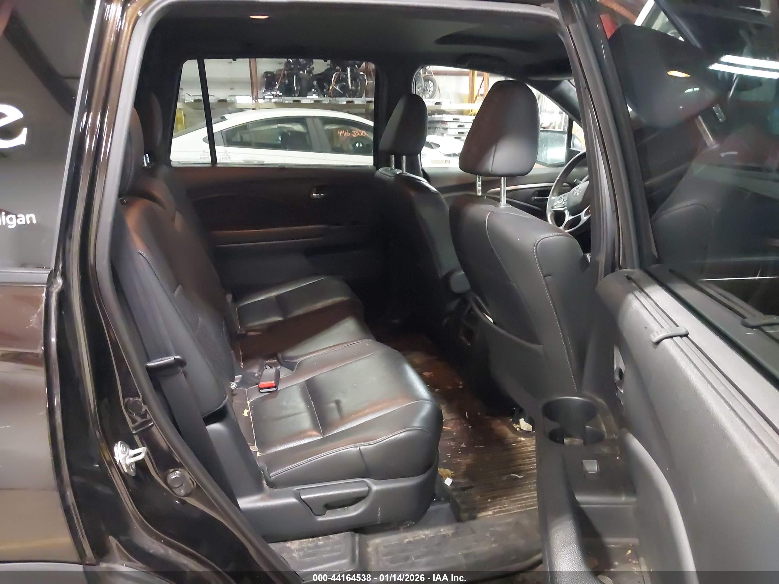 HONDA PASSPORT image 8