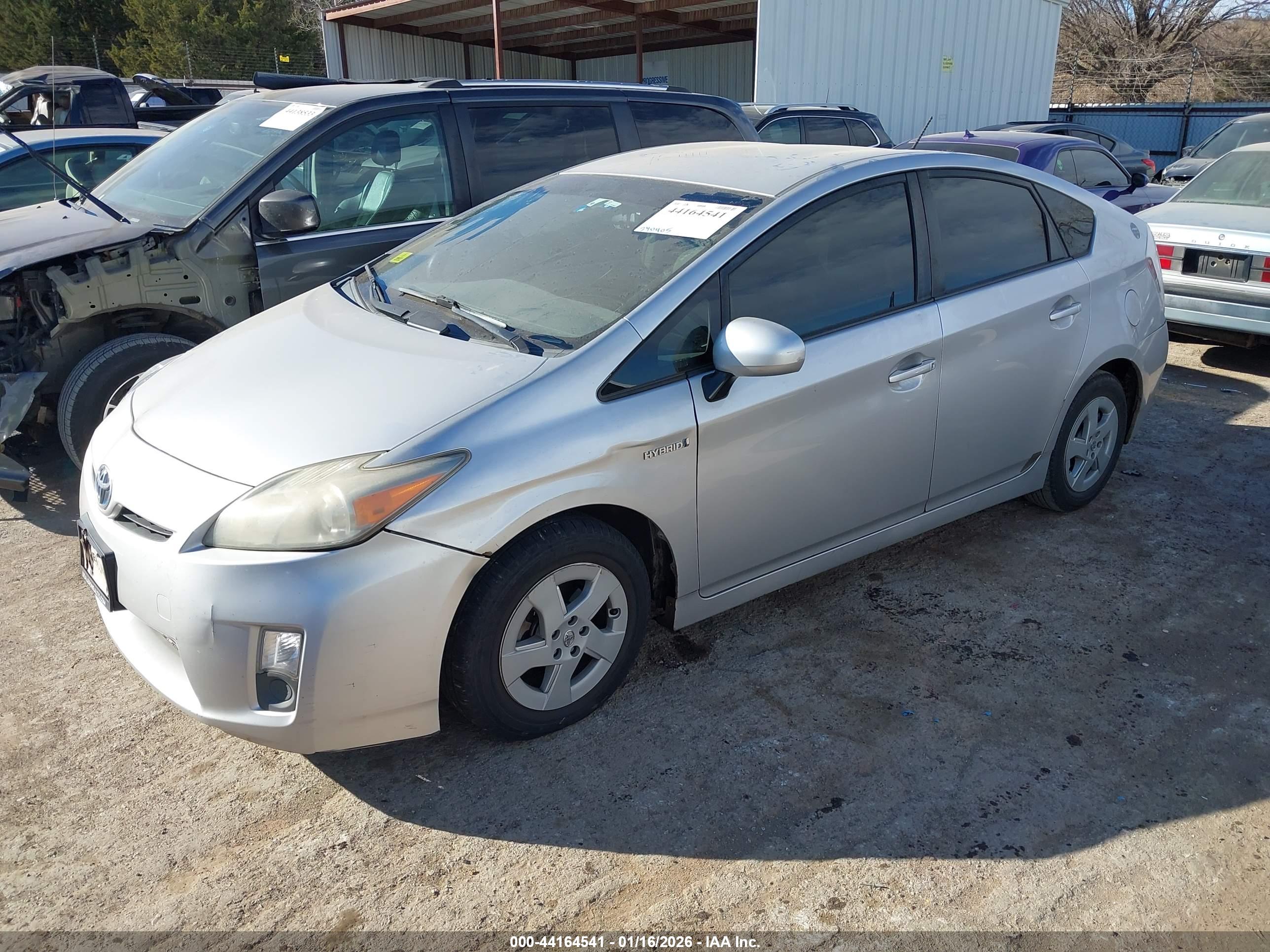 TOYOTA PRIUS image 2