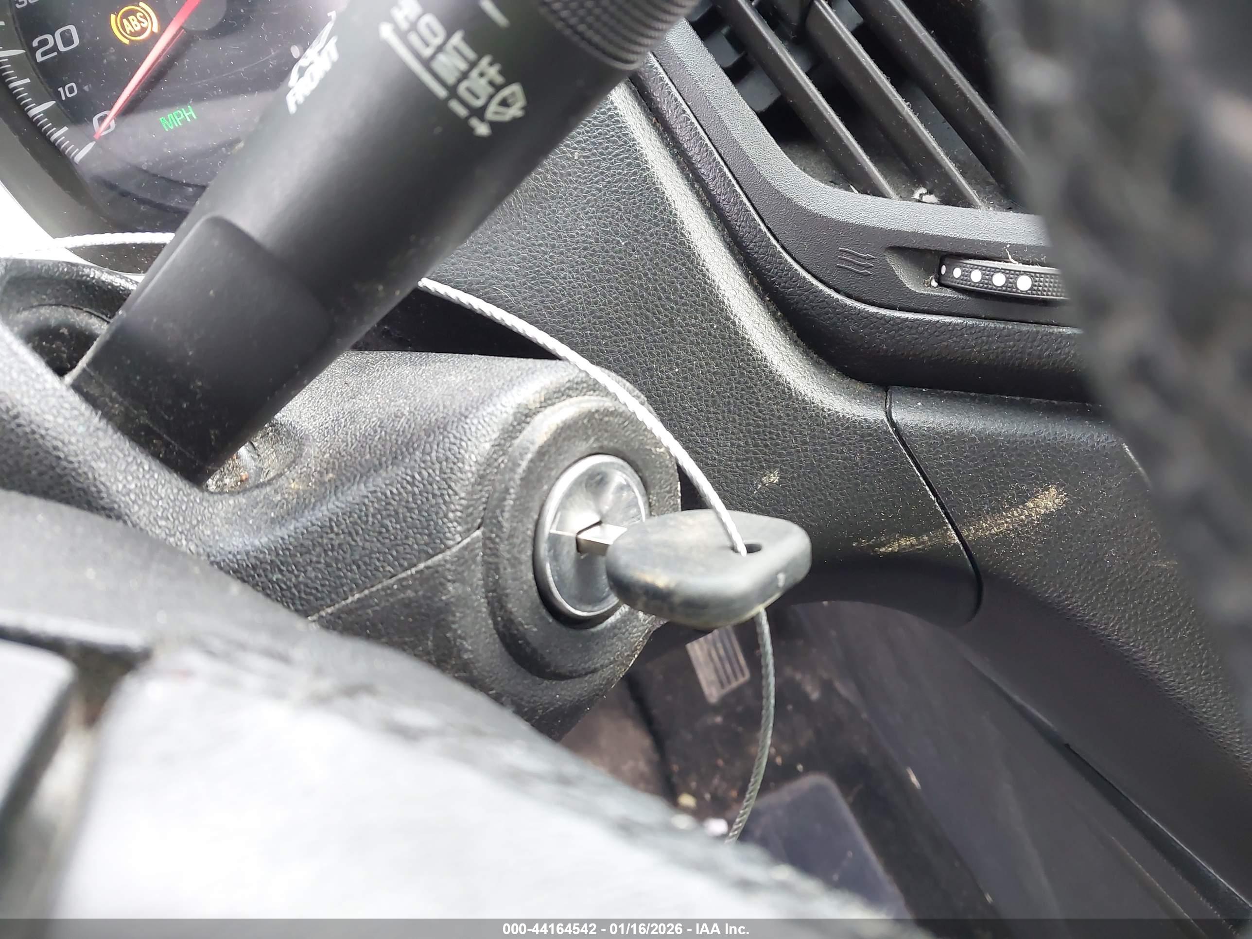 CHEVROLET EQUINOX image 11