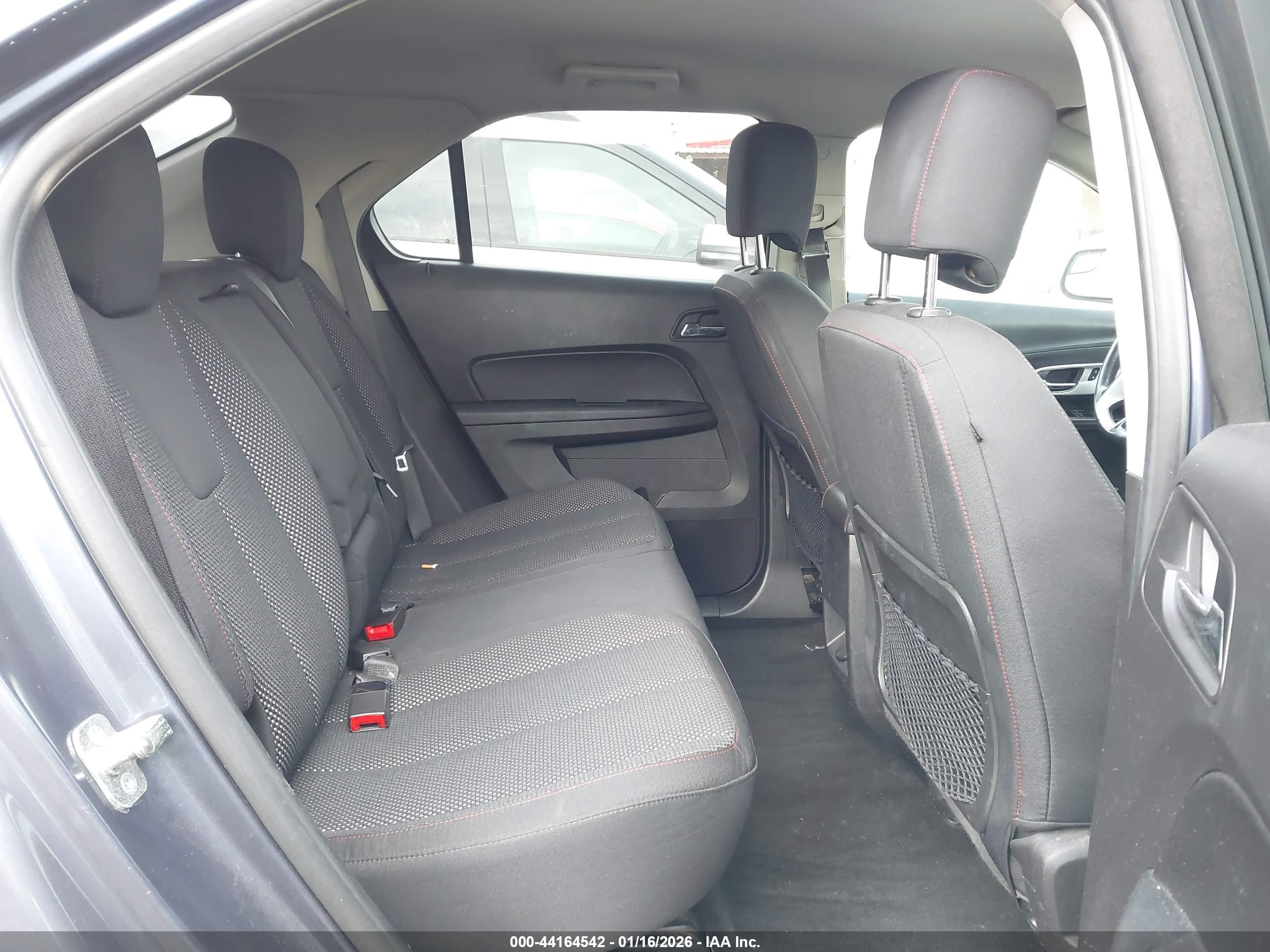 CHEVROLET EQUINOX image 8