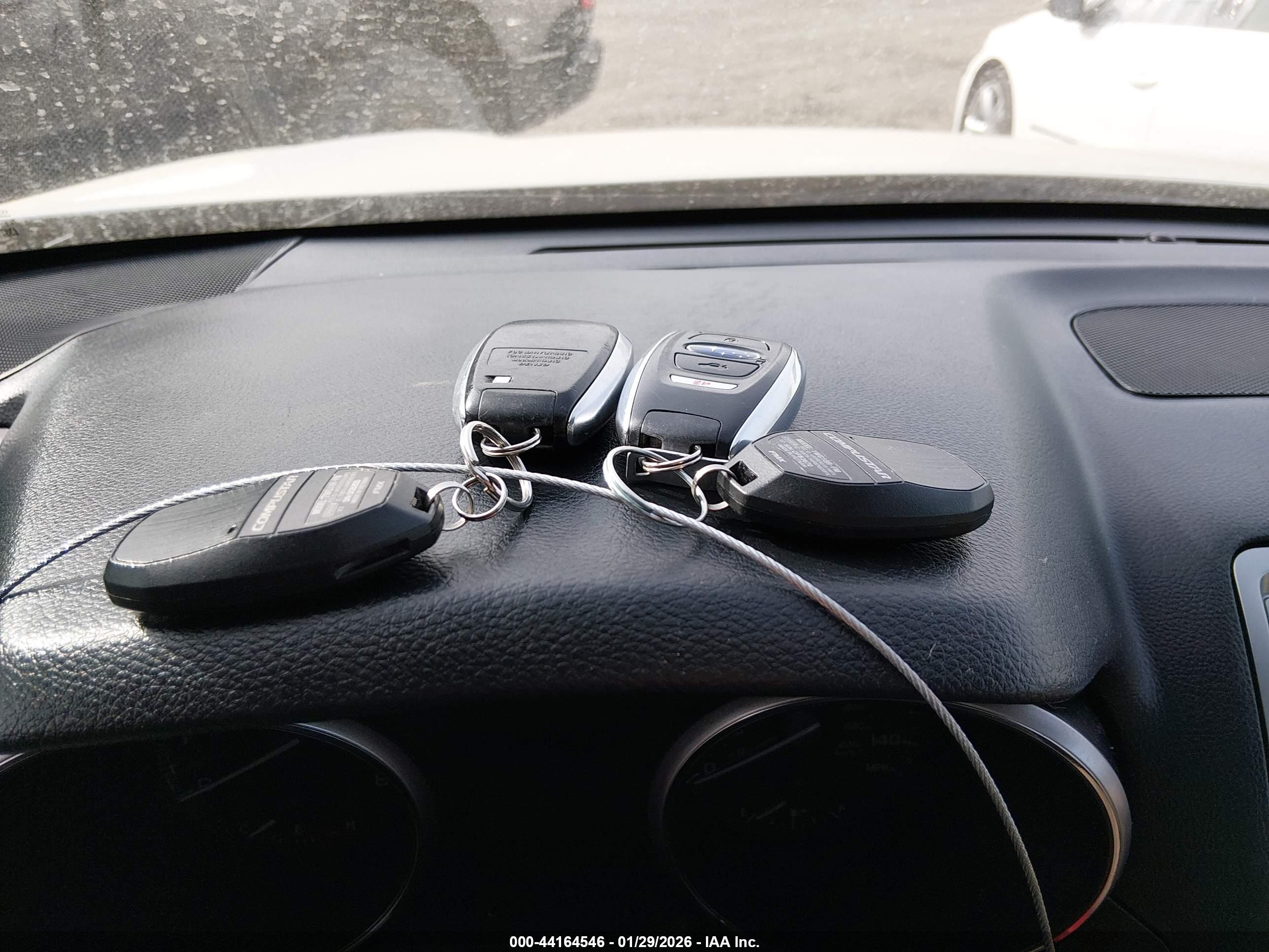 SUBARU LEGACY image 11