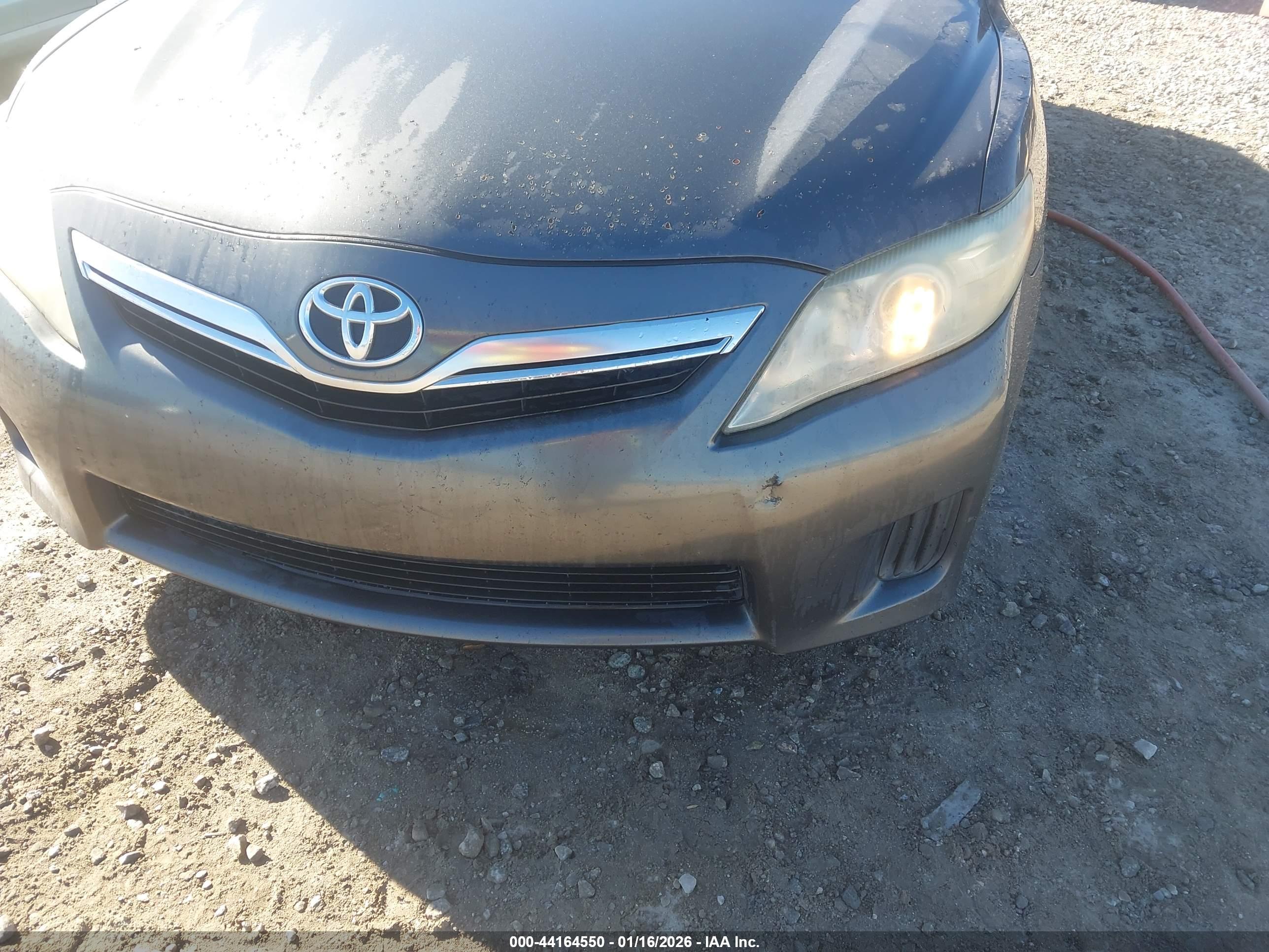 TOYOTA CAMRY image 6