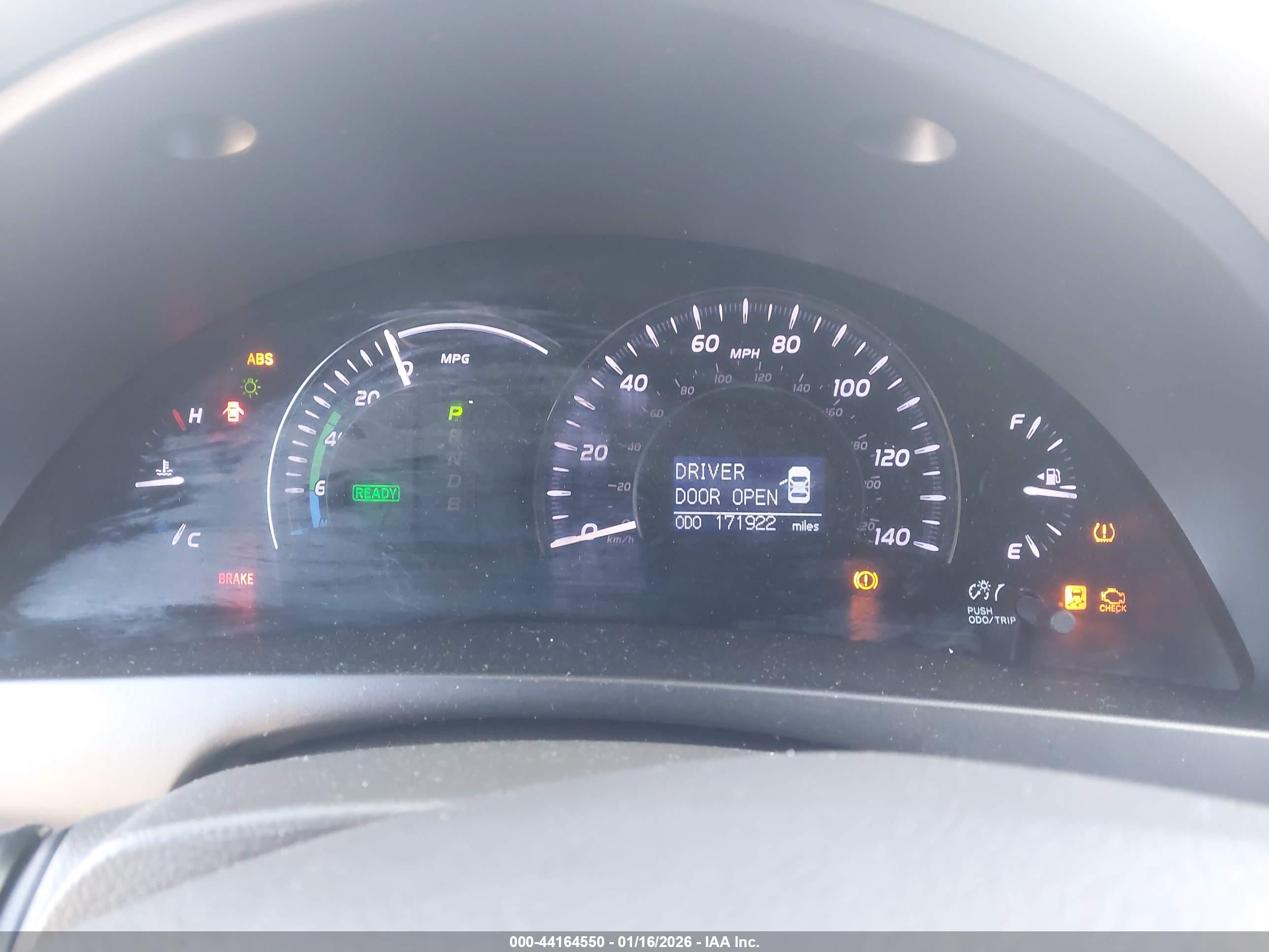TOYOTA CAMRY image 7