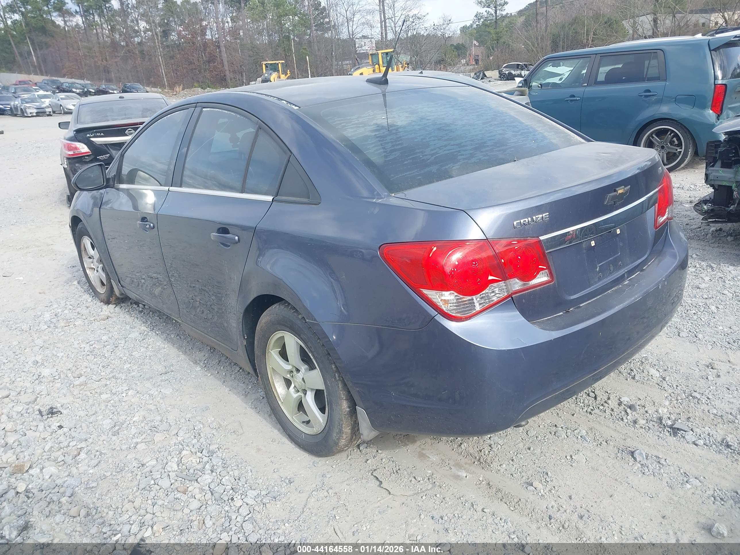CHEVROLET CRUZE image 3