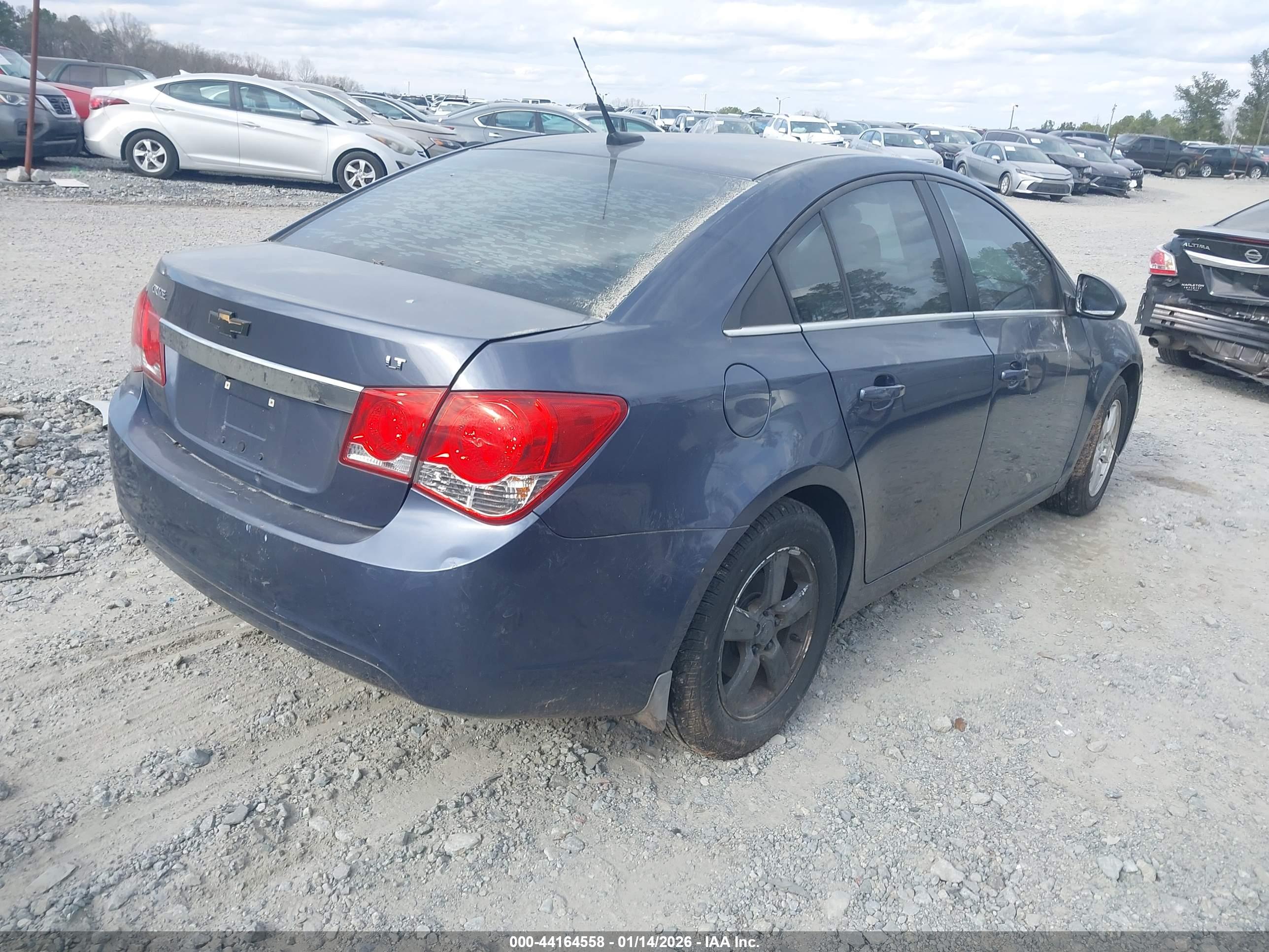 CHEVROLET CRUZE image 4