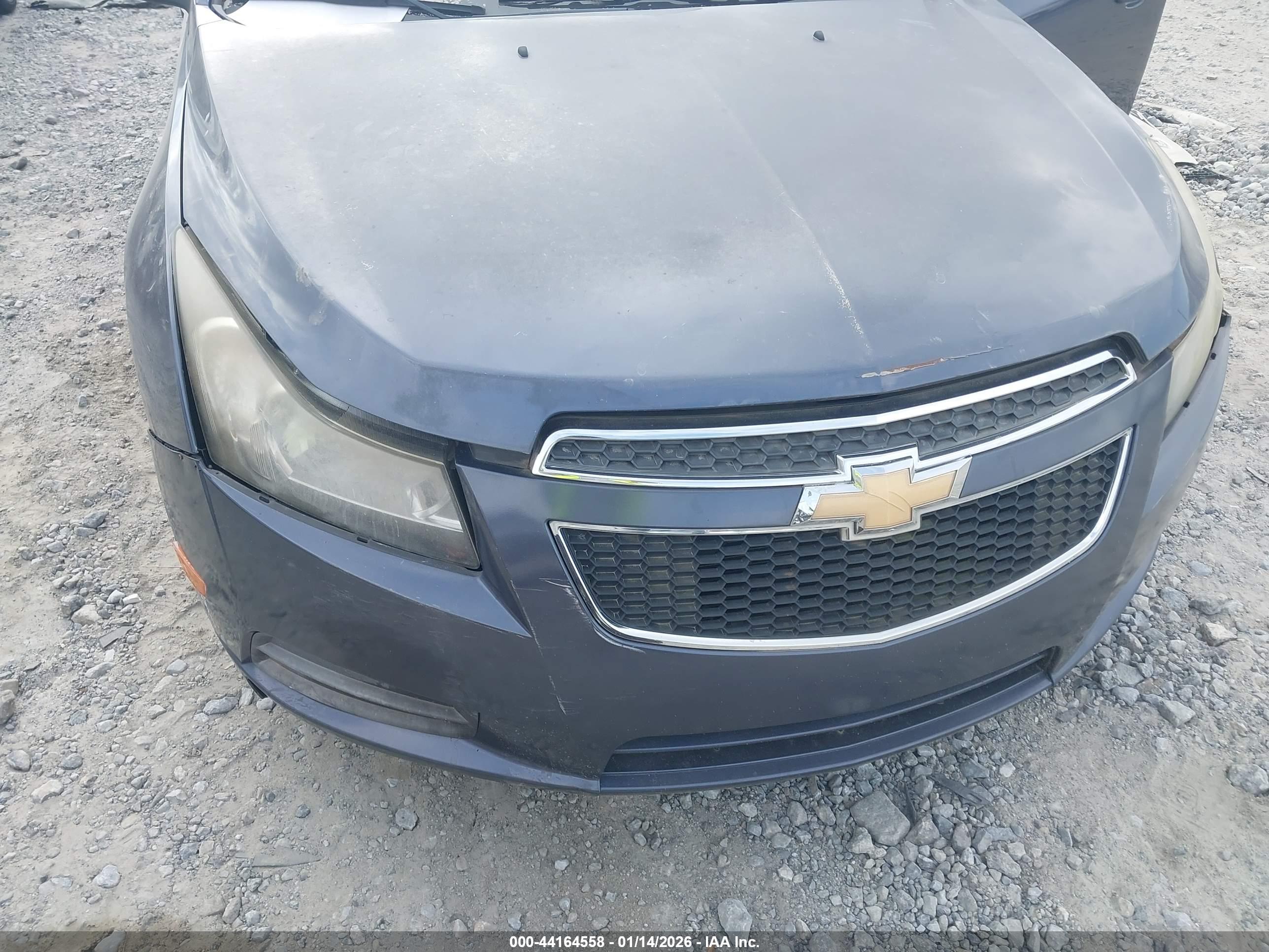 CHEVROLET CRUZE image 6