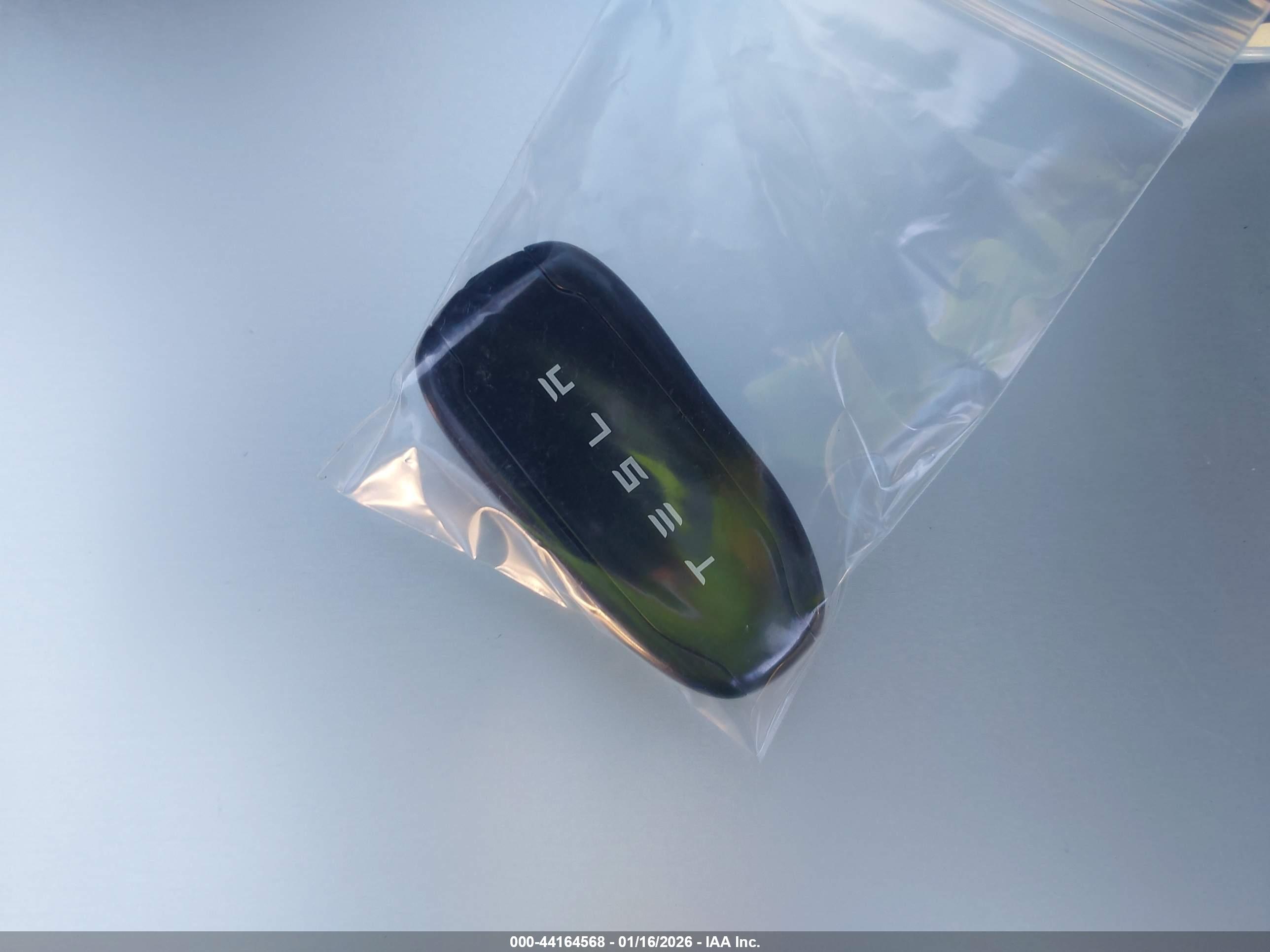 TESLA MODEL image 11