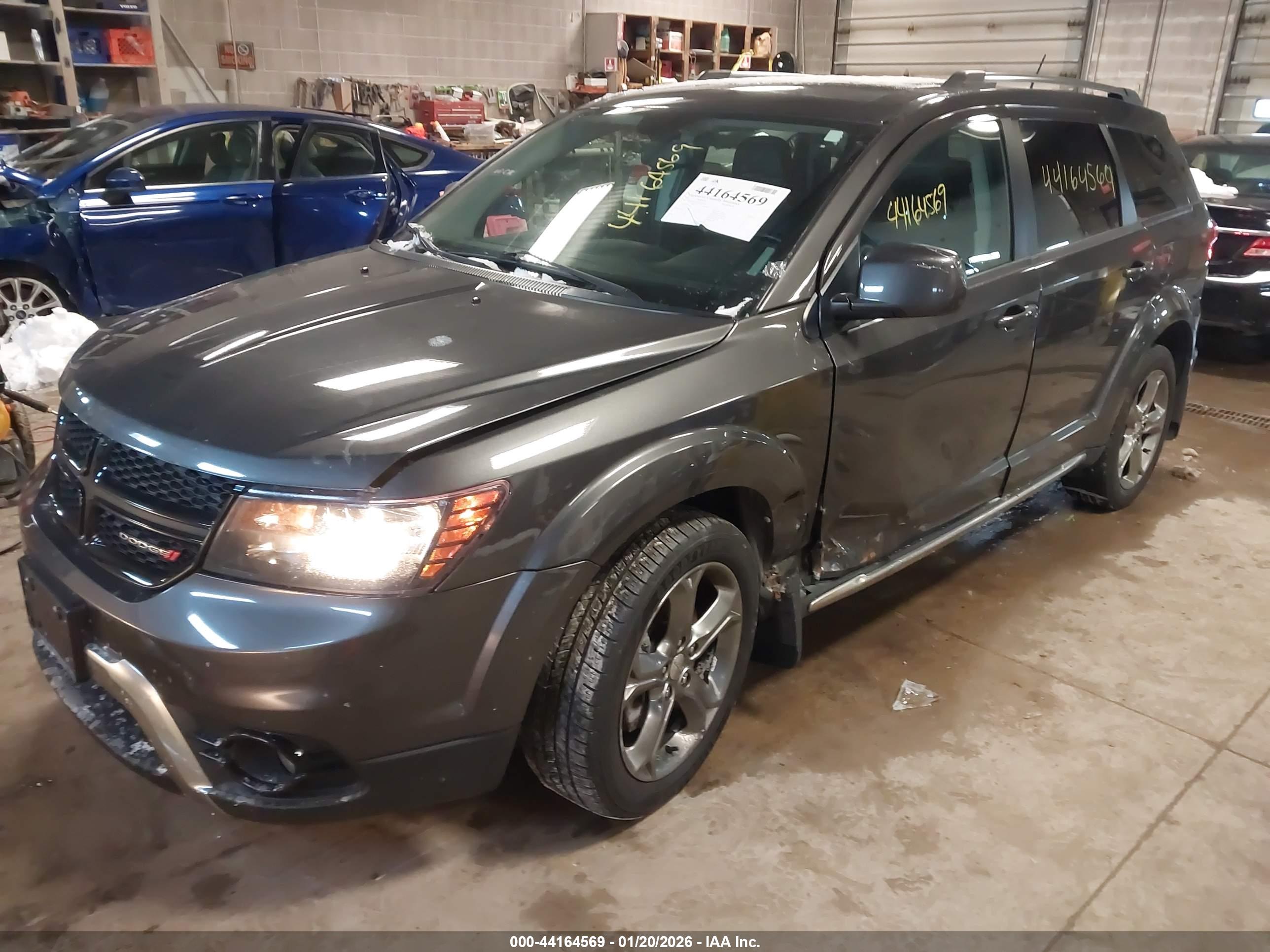 DODGE JOURNEY image 2