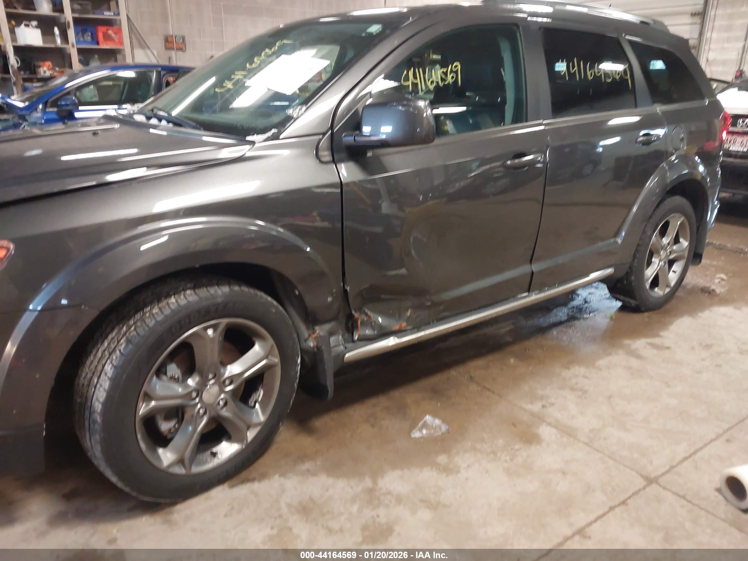 DODGE JOURNEY image 6