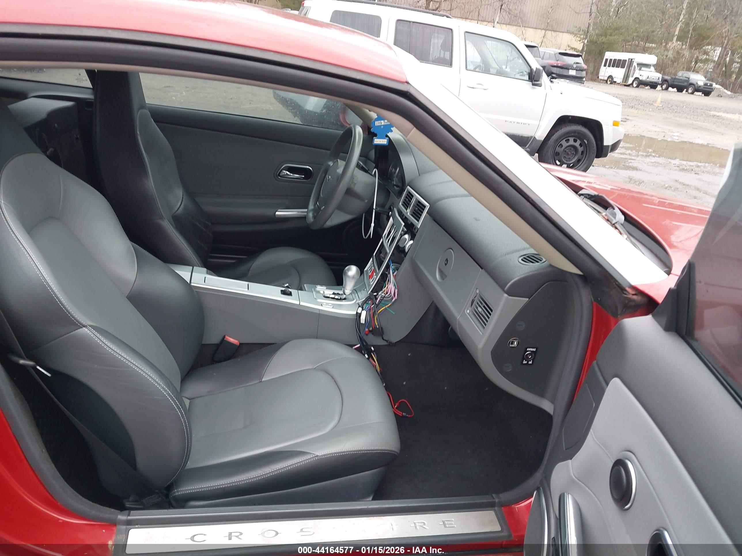 CHRYSLER CROSSFIRE image 5