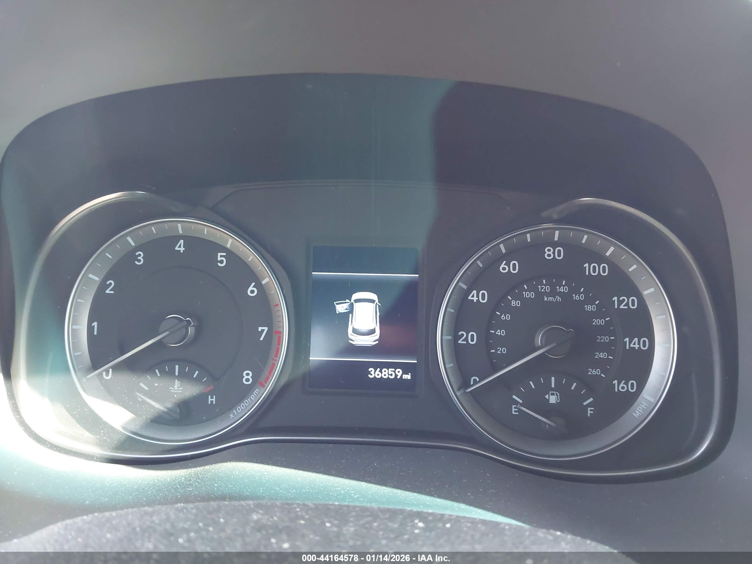 HYUNDAI KONA image 7