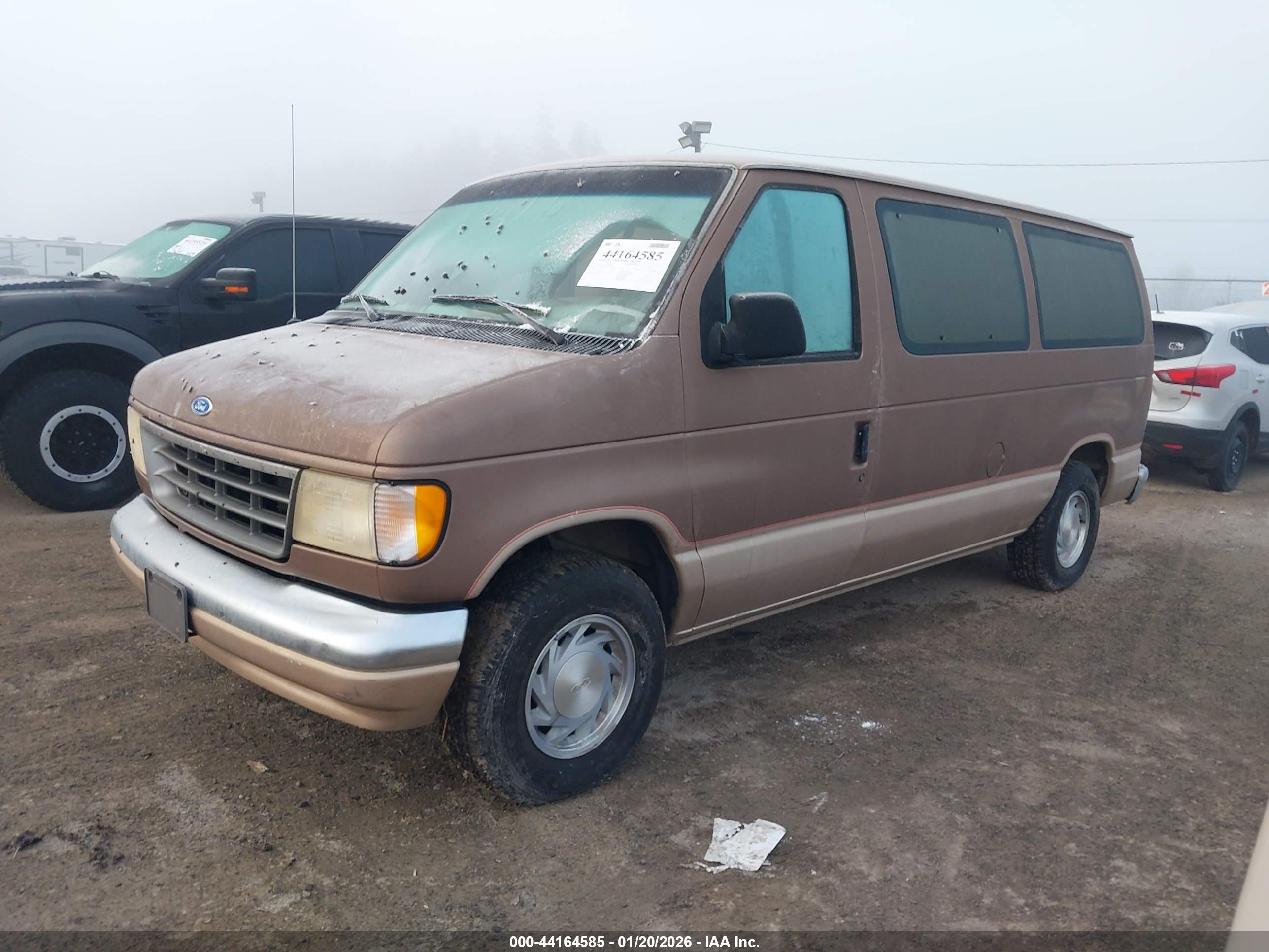 FORD ECONOLINE image 2