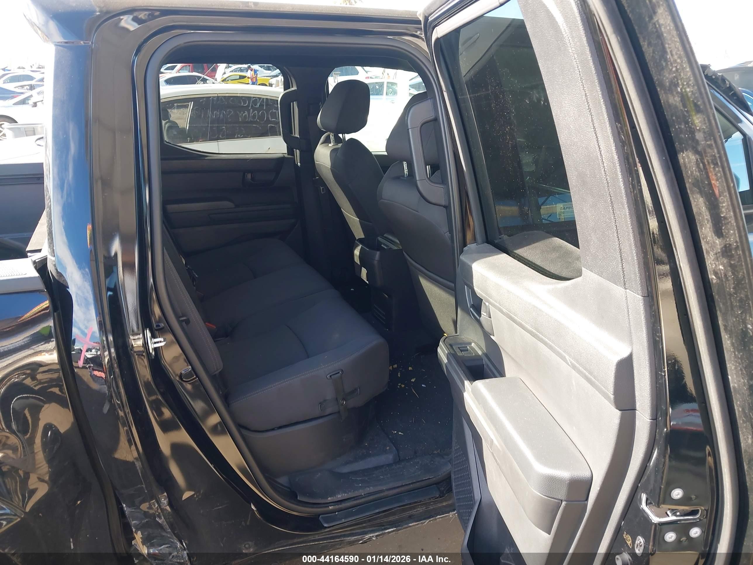 TOYOTA TACOMA image 8