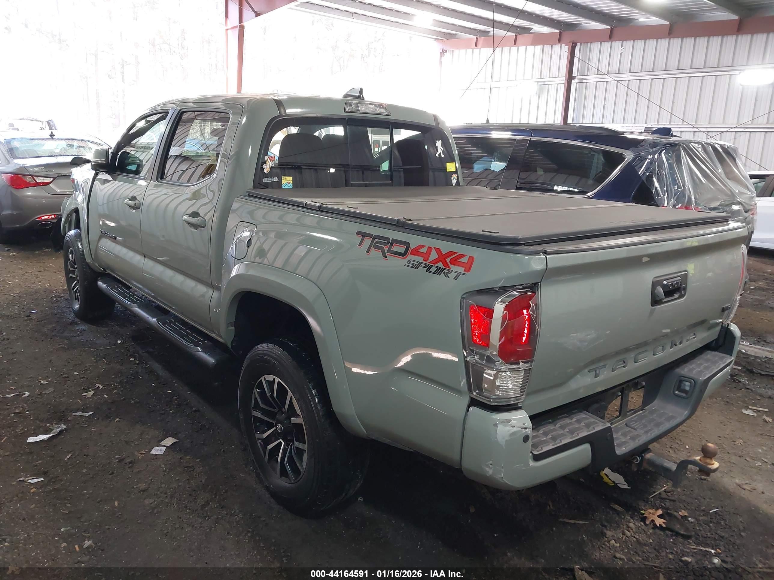 TOYOTA TACOMA image 3