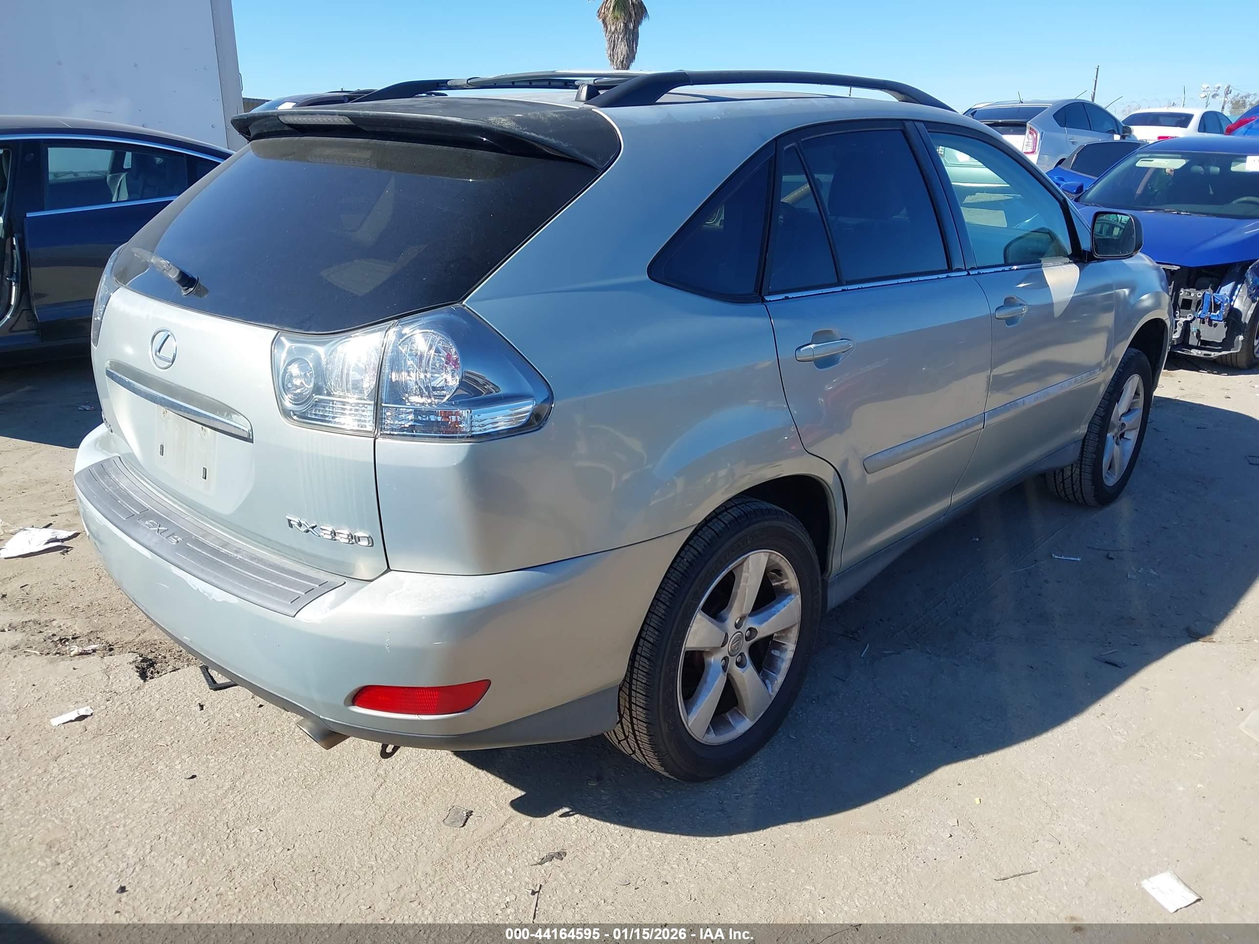 LEXUS RX image 4