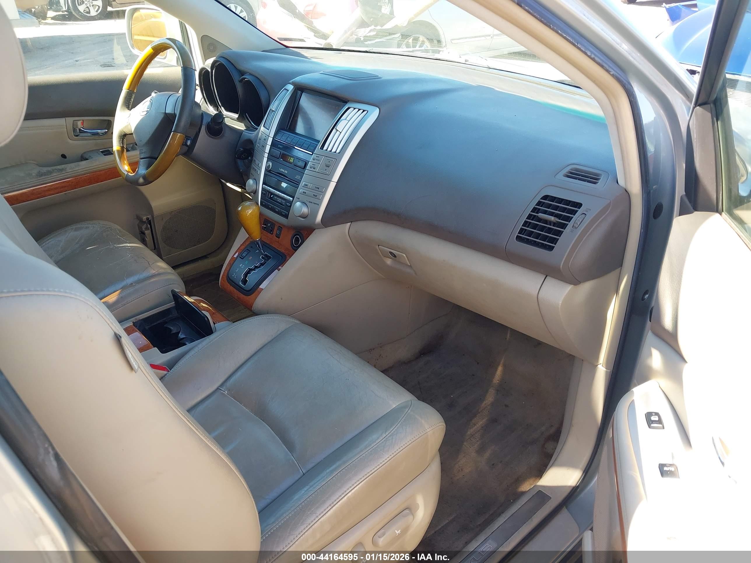 LEXUS RX image 5