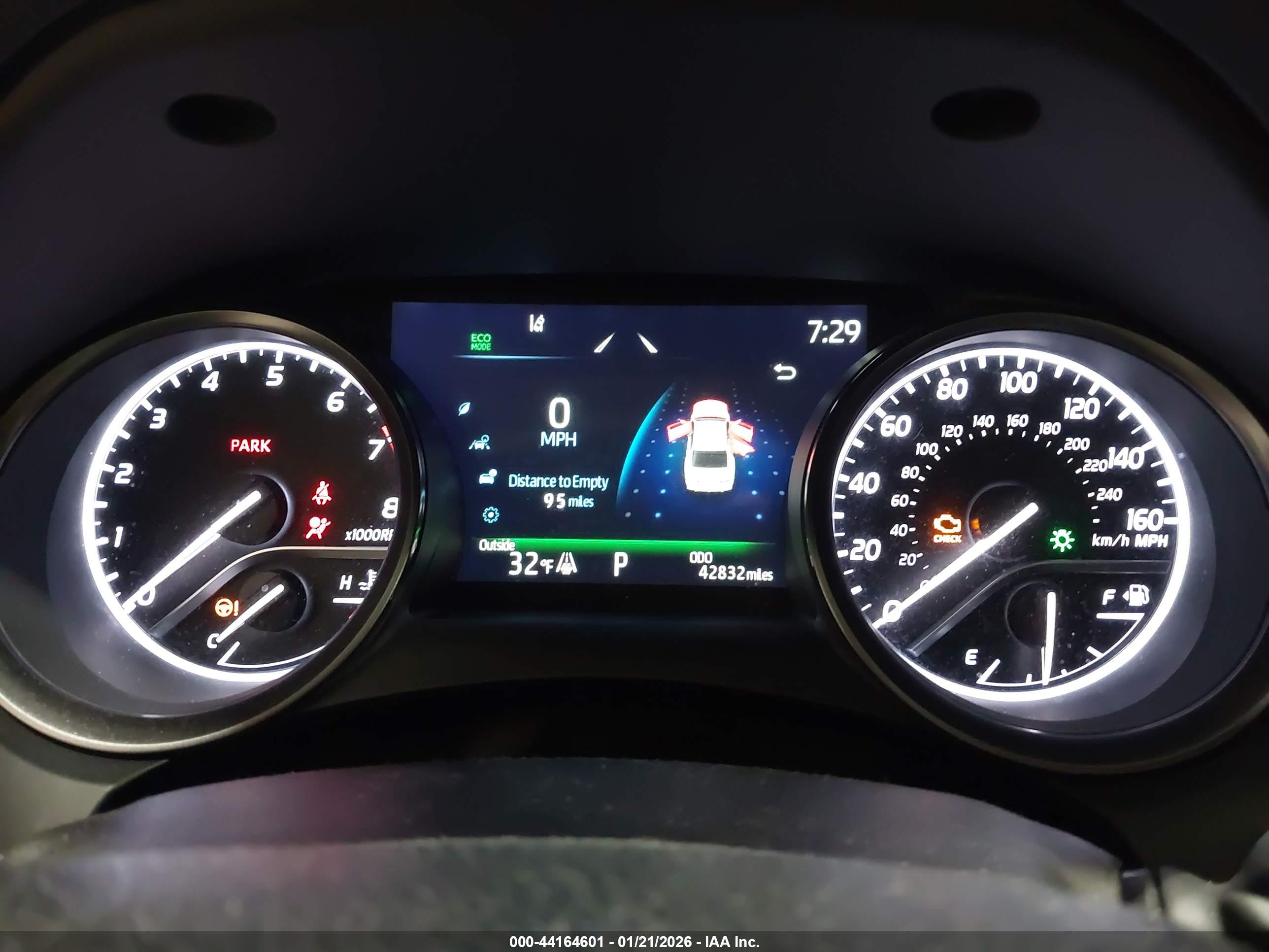 TOYOTA CAMRY image 7