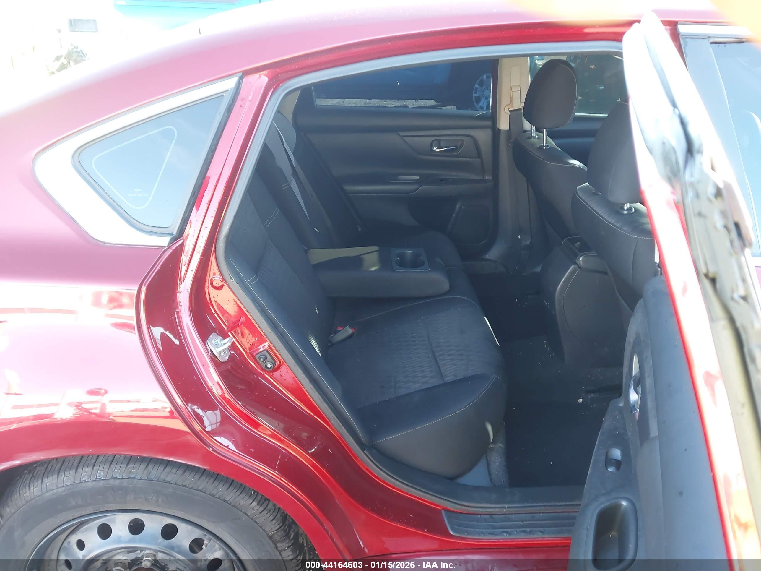 NISSAN ALTIMA image 8