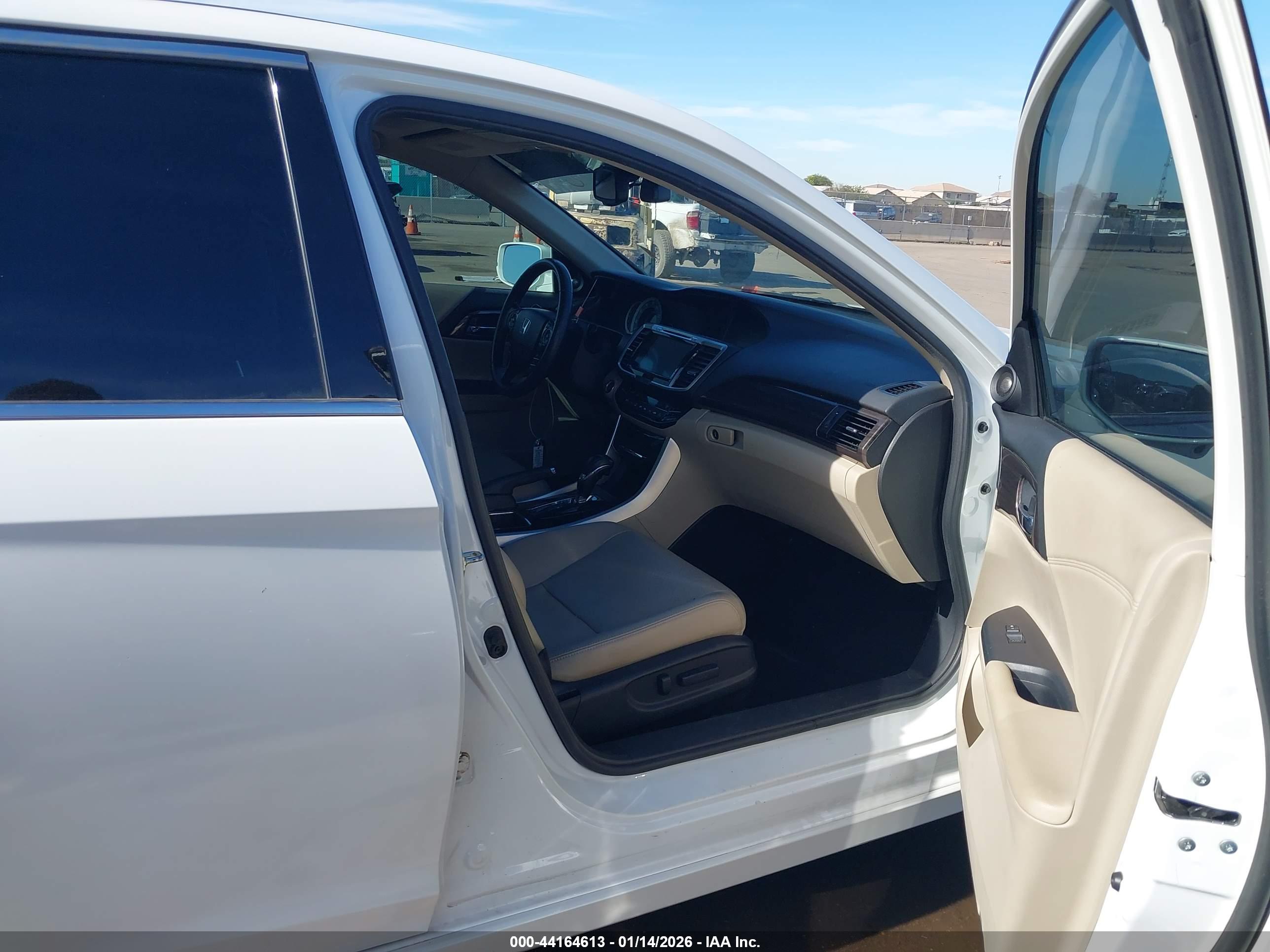 HONDA ACCORD image 5