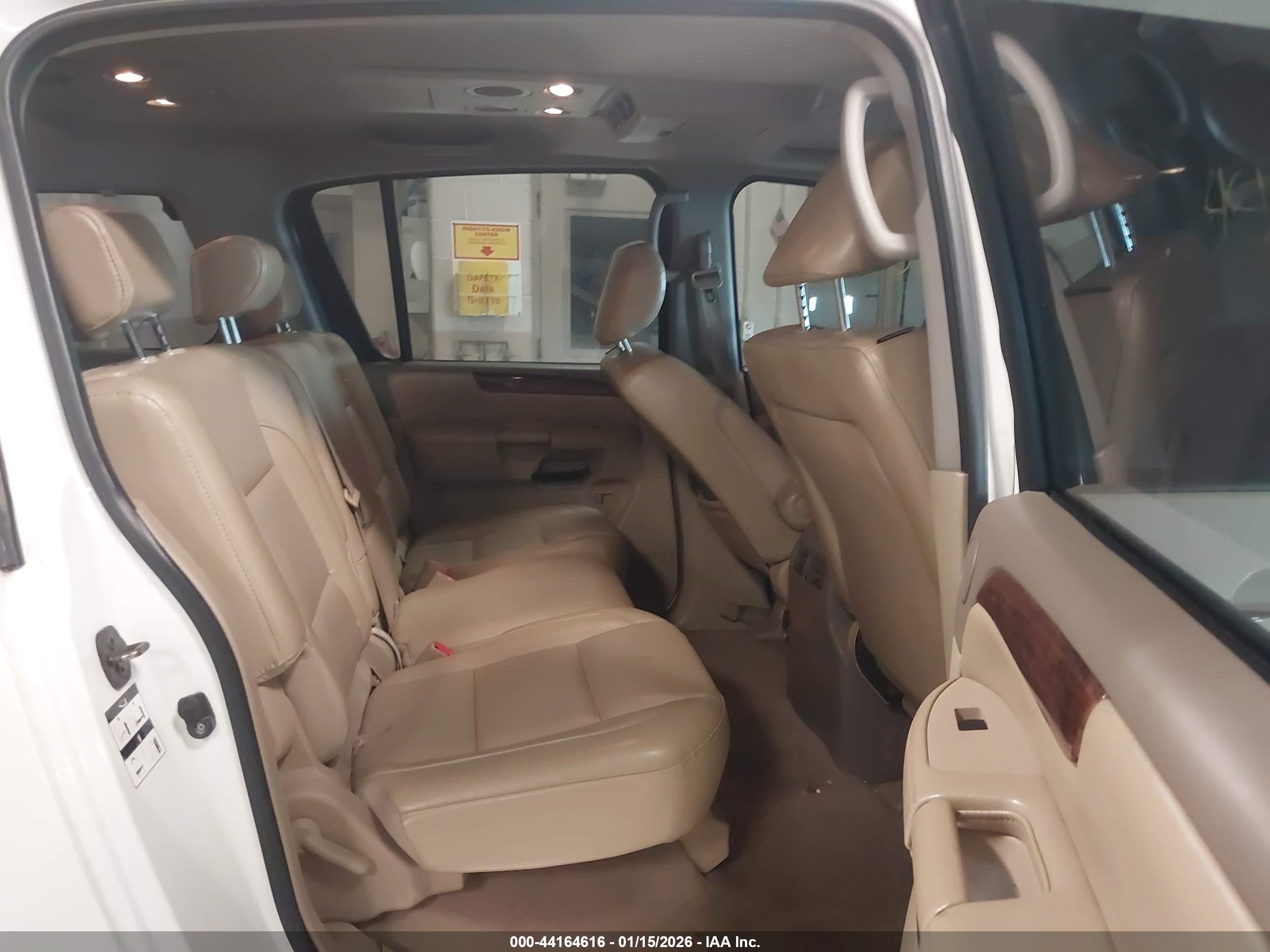 NISSAN ARMADA image 8
