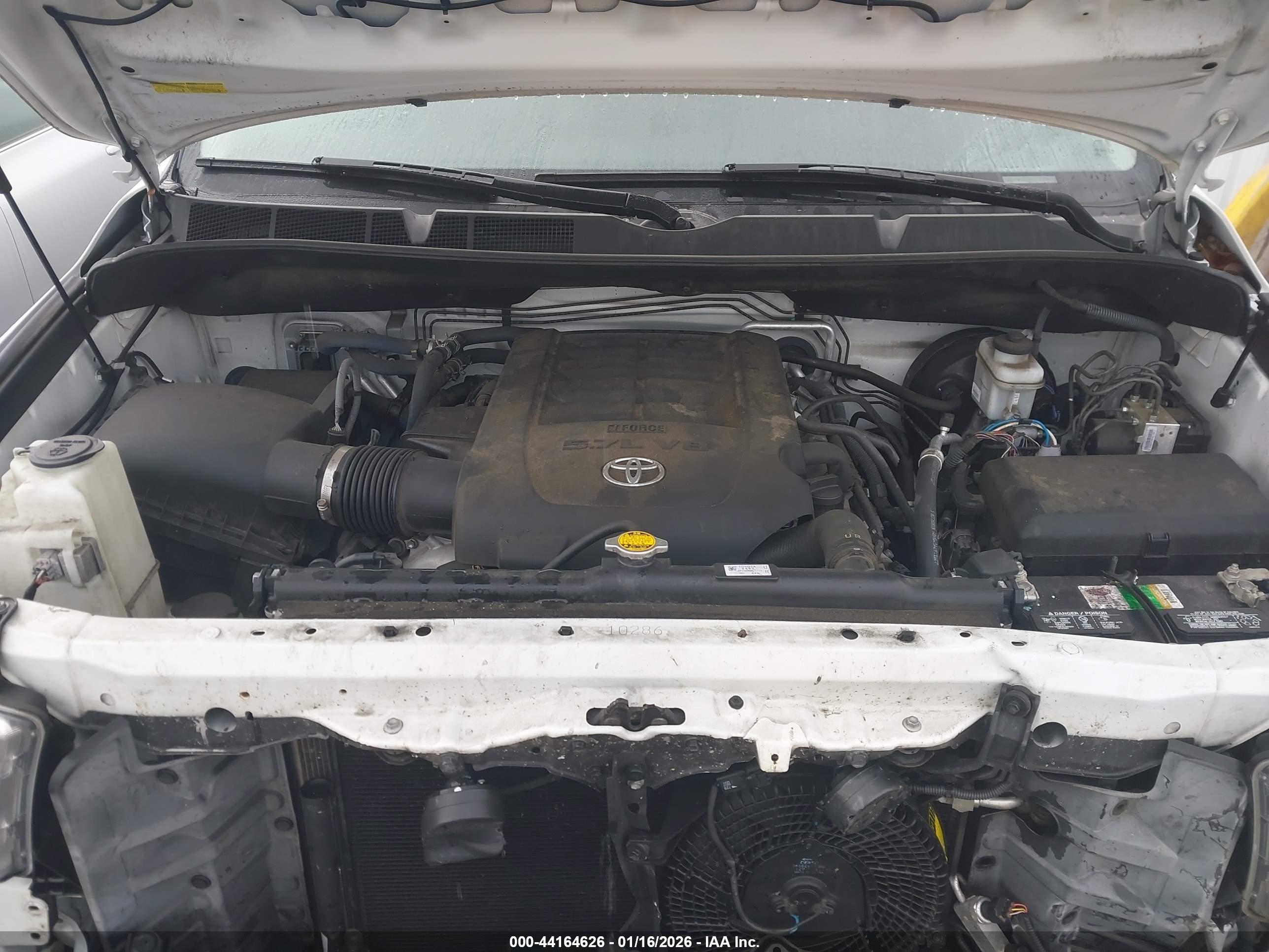 TOYOTA SEQUOIA image 10